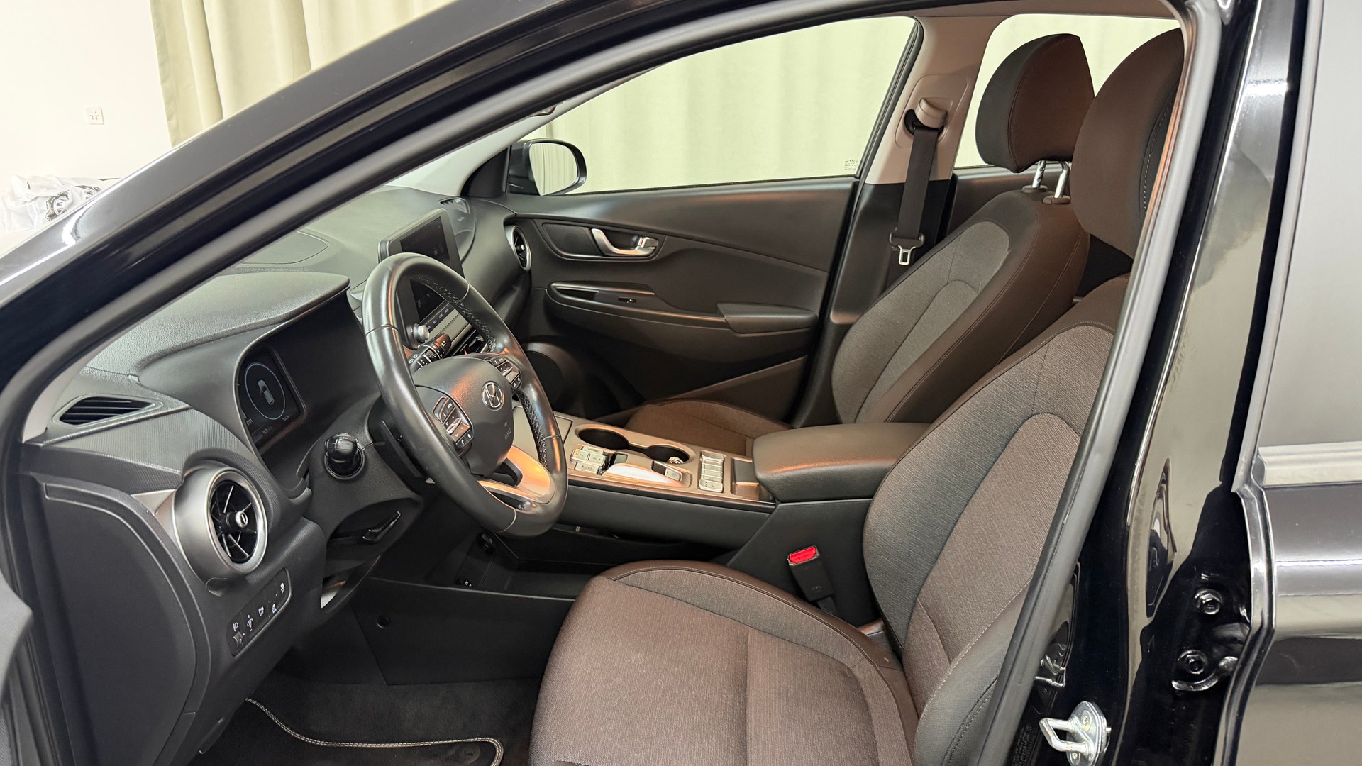 HYUNDAI Kona EV Origo-image-6