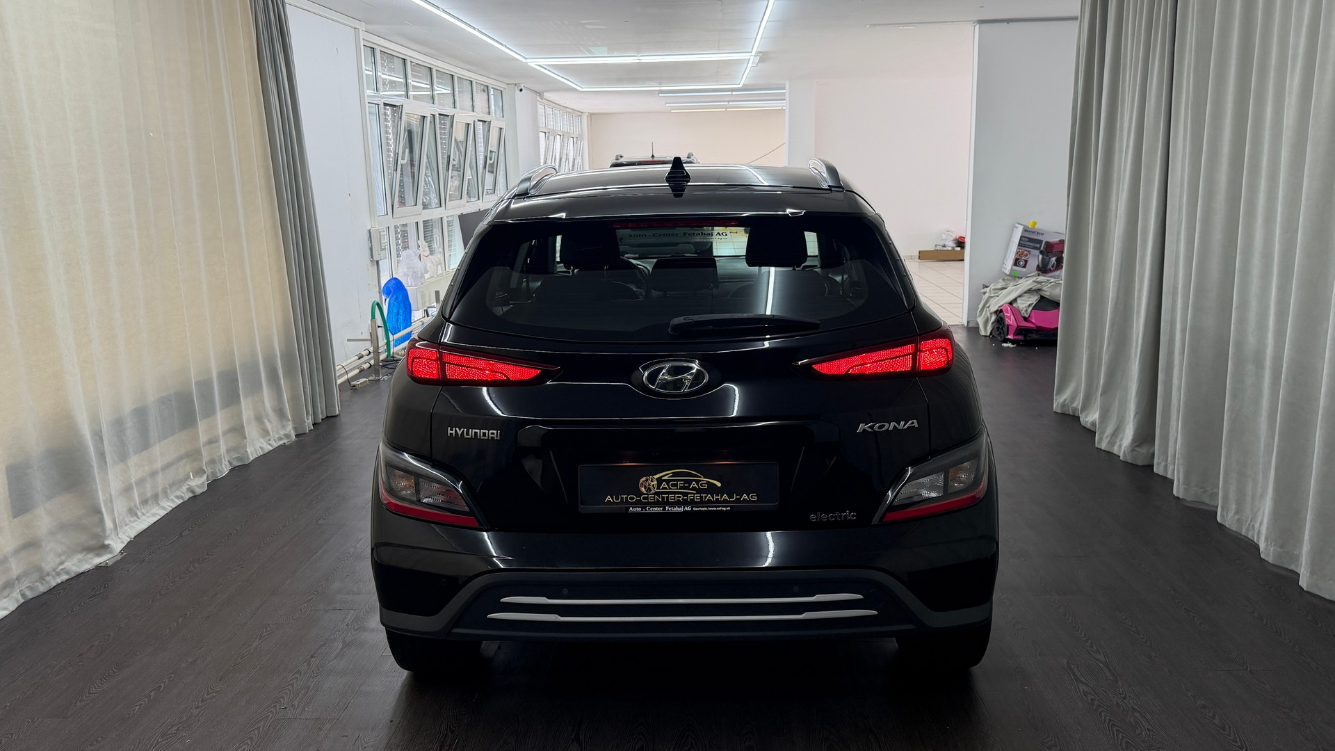 HYUNDAI Kona EV Origo-image-4