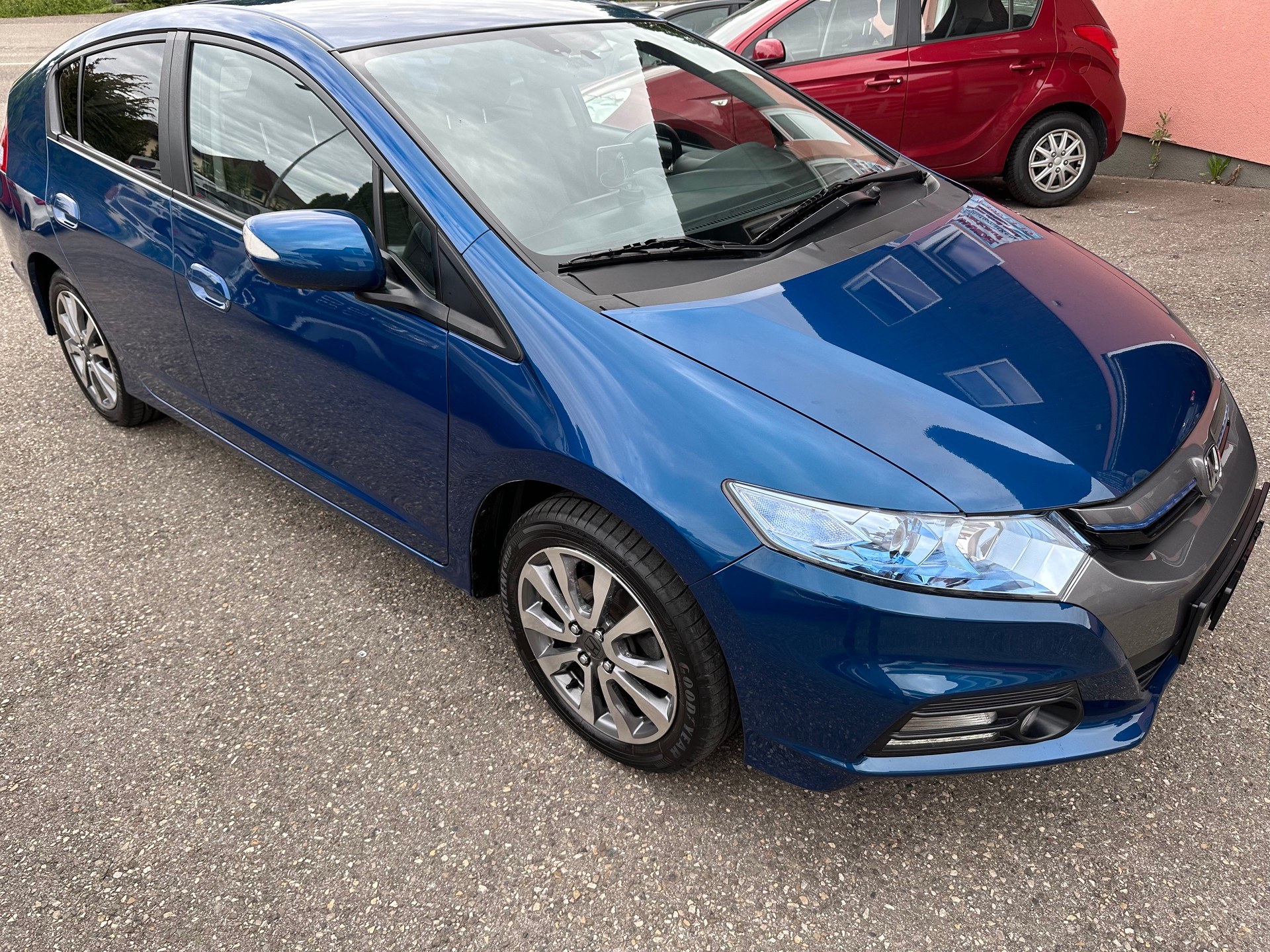 HONDA Insight 1.3i Hybrid Executive CVT-image-1