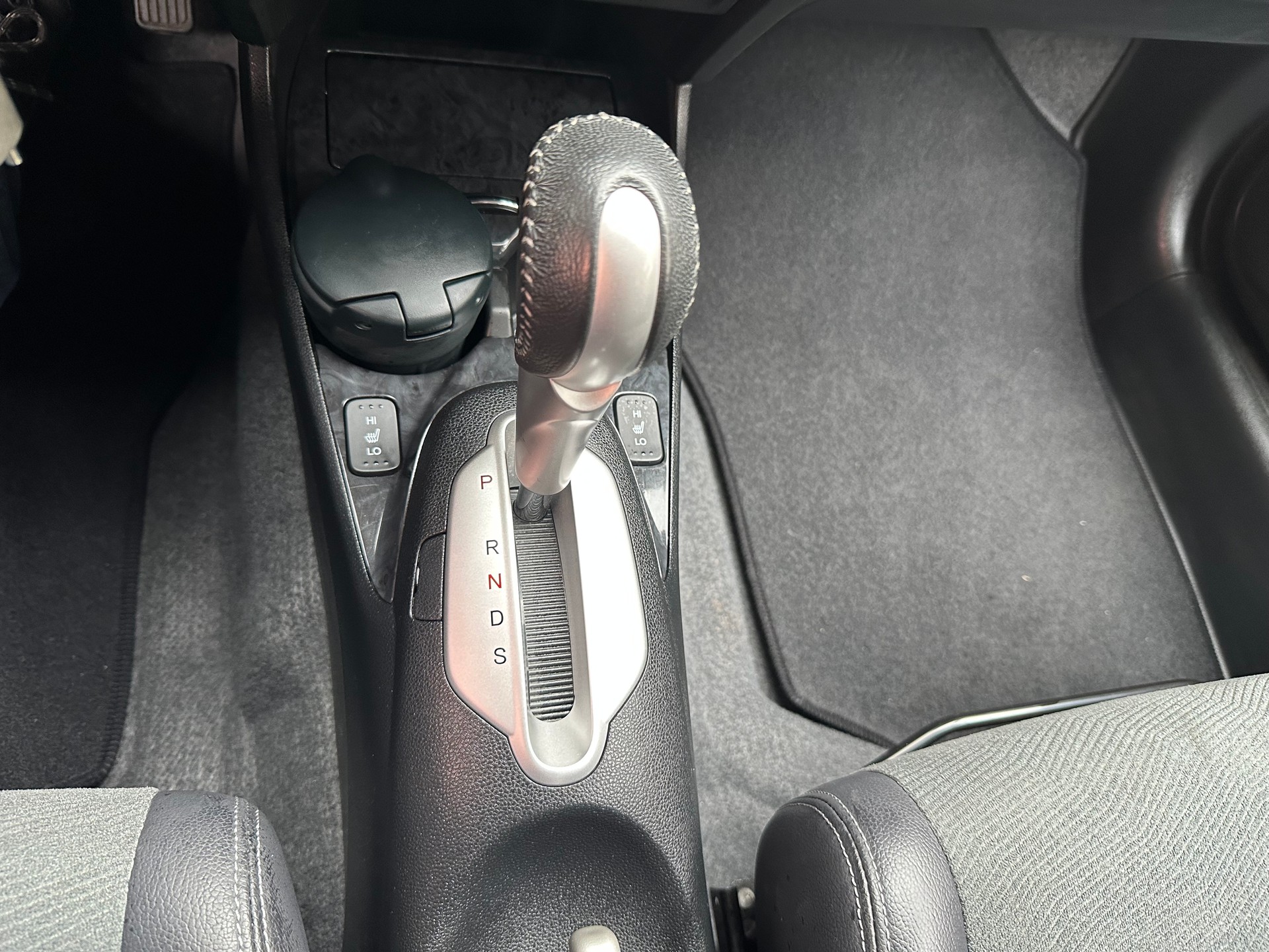HONDA Insight 1.3i Hybrid Executive CVT-image-9