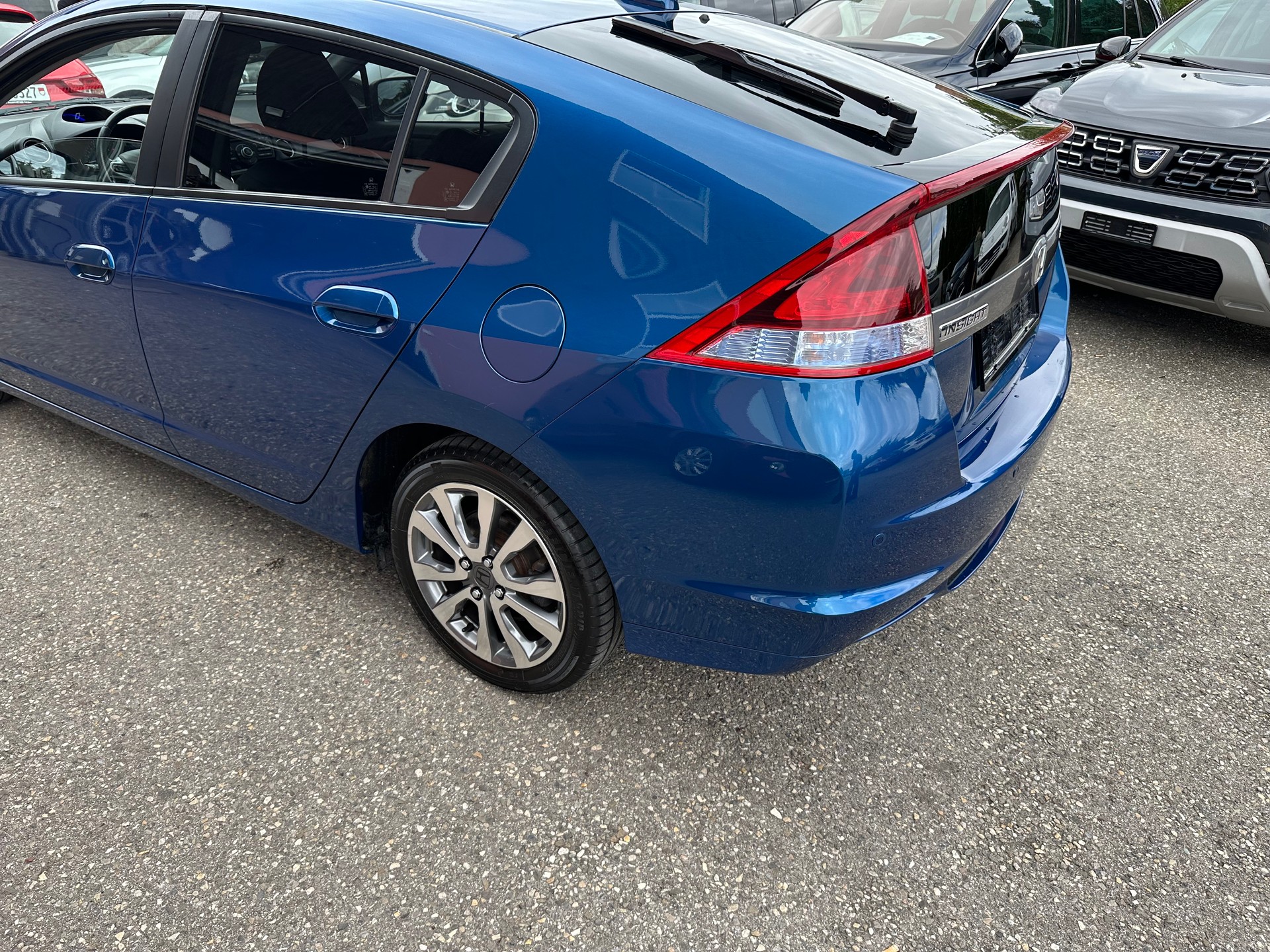 HONDA Insight 1.3i Hybrid Executive CVT-image-3