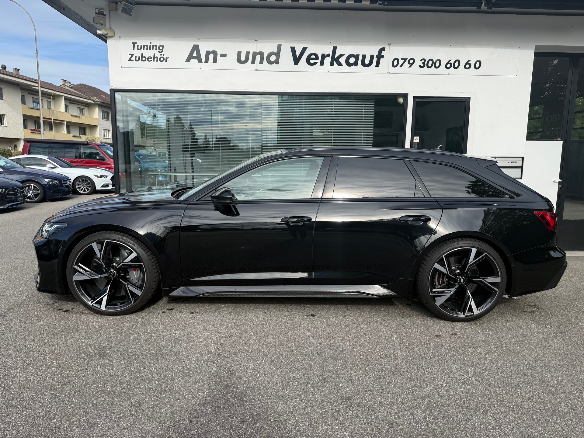 AUDI RS6 Avant 4.0 TFSI V8 quattro-image-2