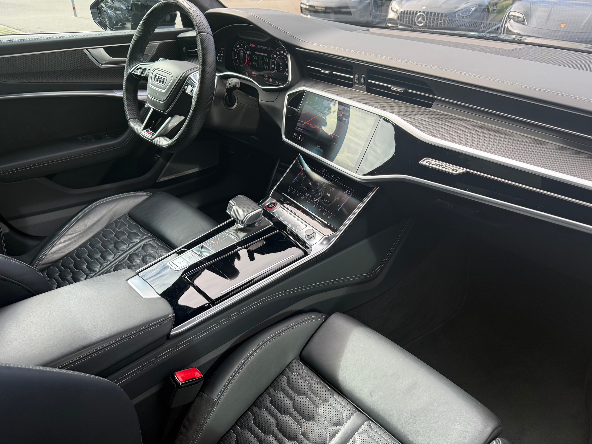 AUDI RS6 Avant 4.0 TFSI V8 quattro-image-7