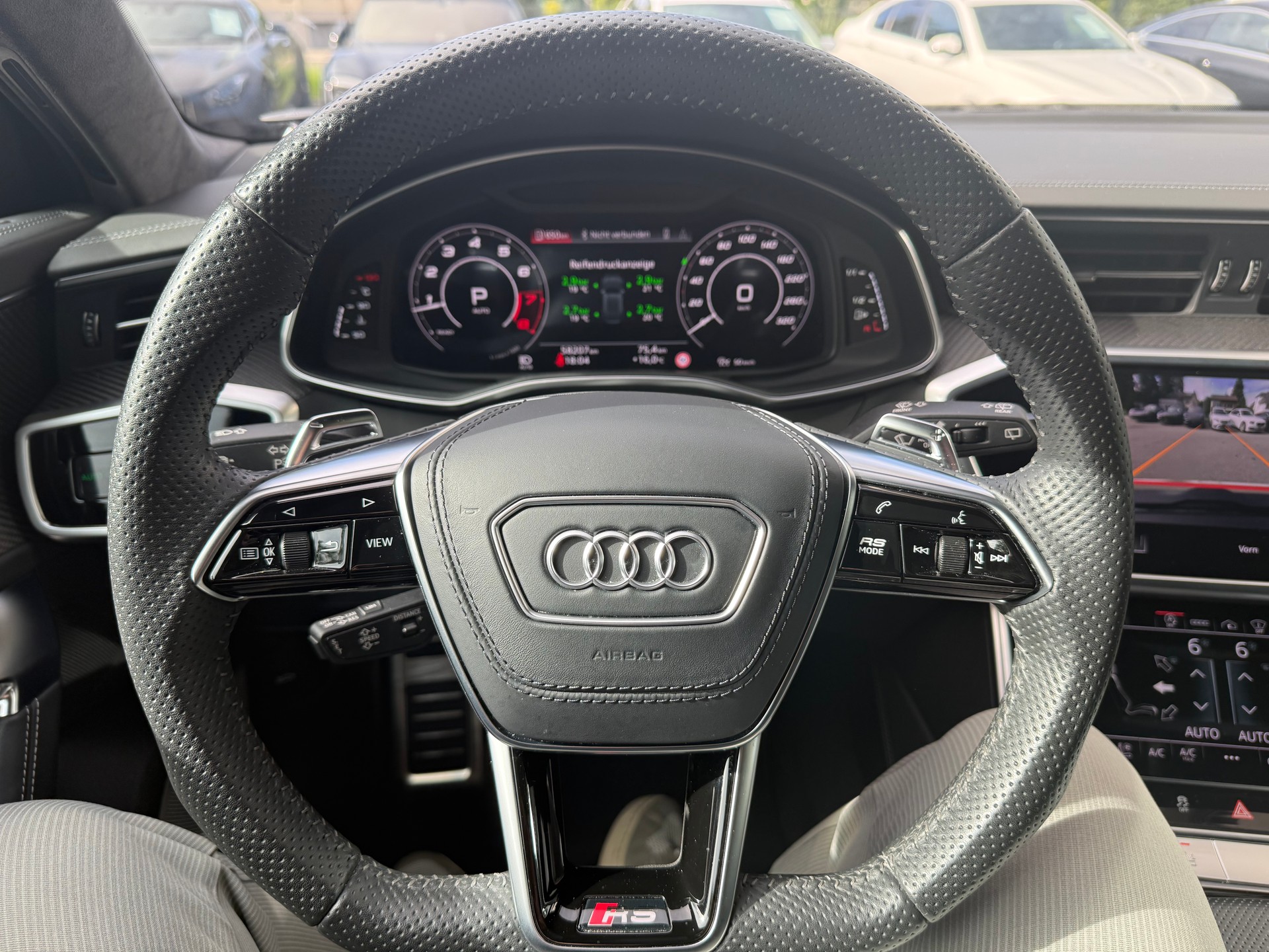 AUDI RS6 Avant 4.0 TFSI V8 quattro-image-10