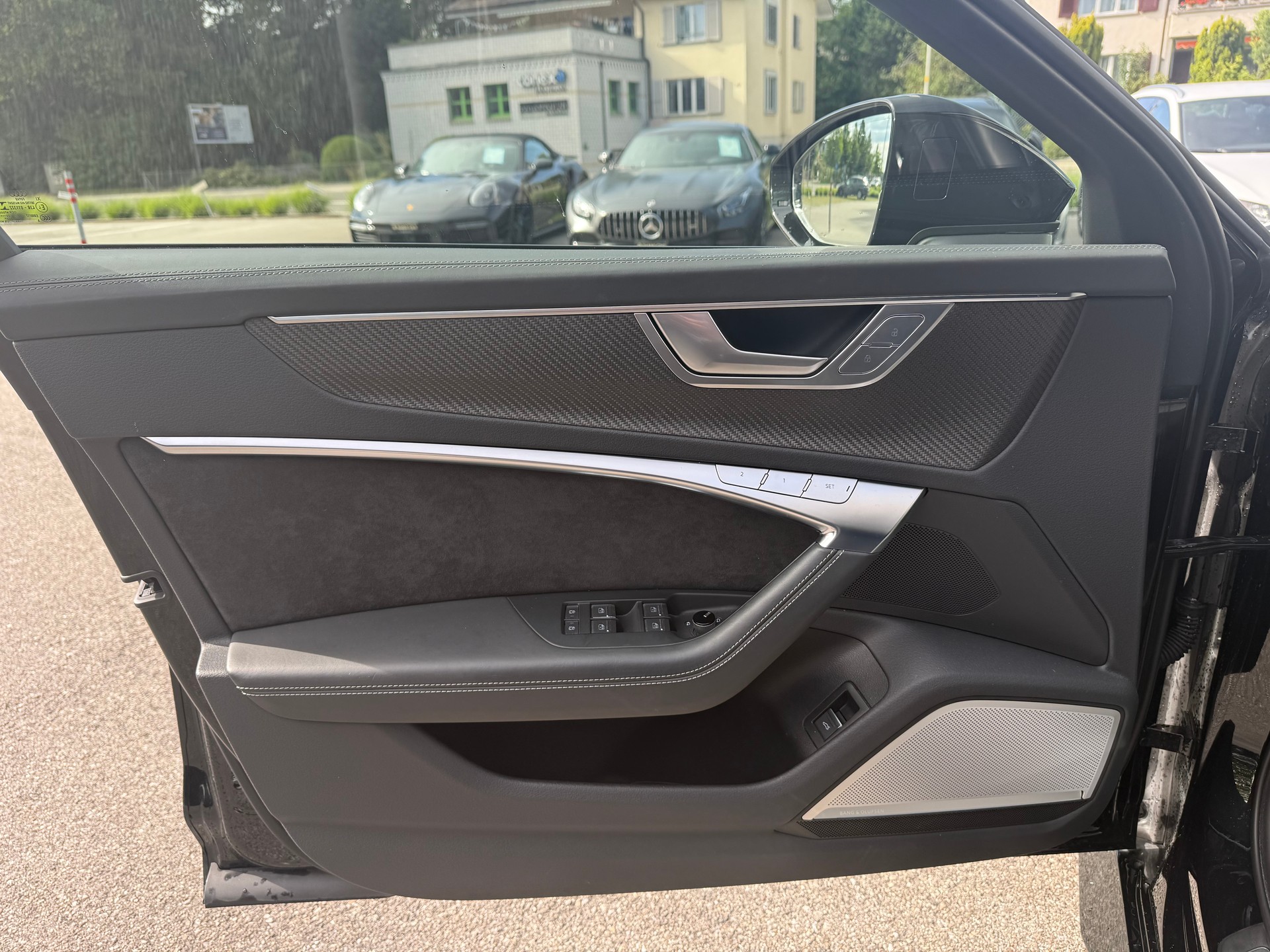 AUDI RS6 Avant 4.0 TFSI V8 quattro-image-9