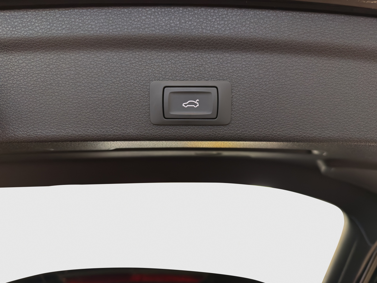 AUDI Q3 Sportback 35 TFSI S line Attraction S-tronic-image-13