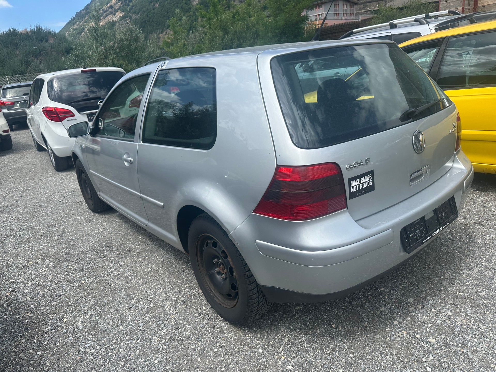 VW Golf 2.0 Comfortline 4Motion-image-7