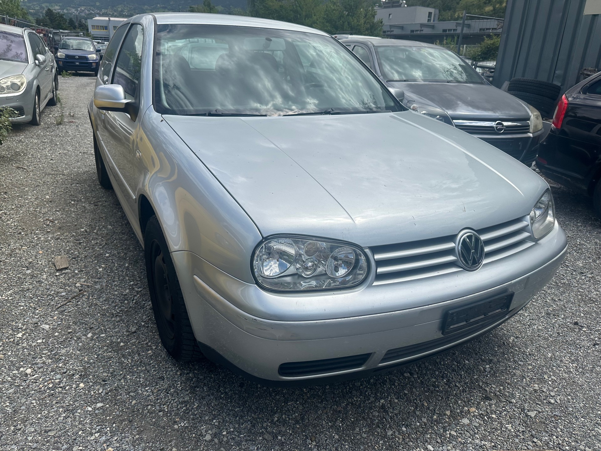 VW Golf 2.0 Comfortline 4Motion-image-3