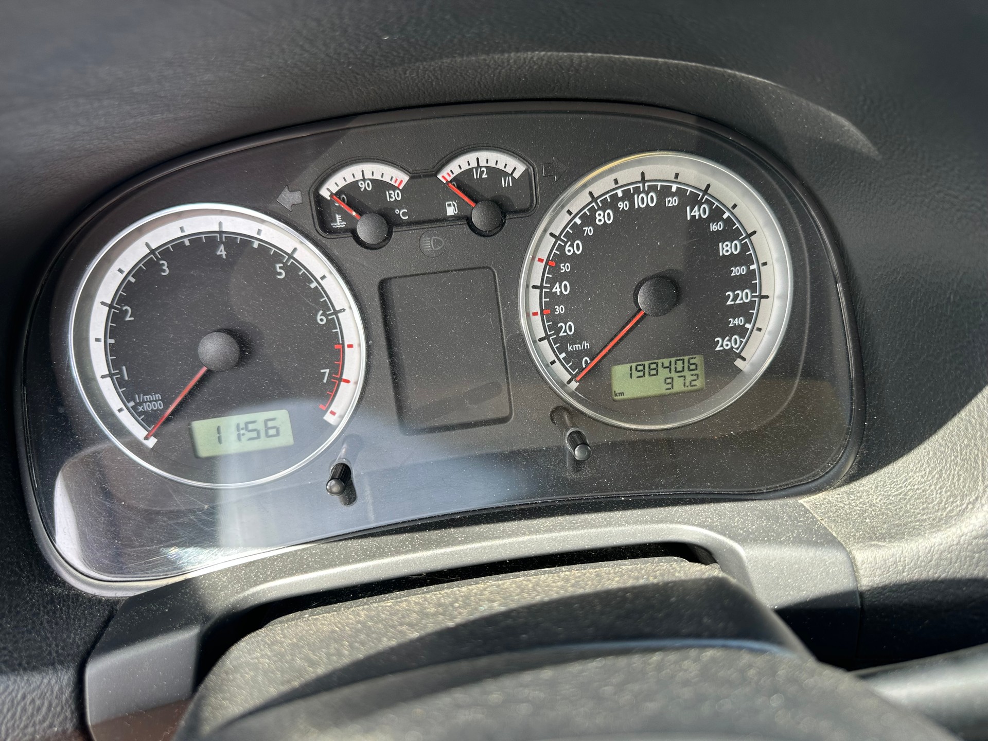 VW Golf 2.0 Comfortline 4Motion-image-11