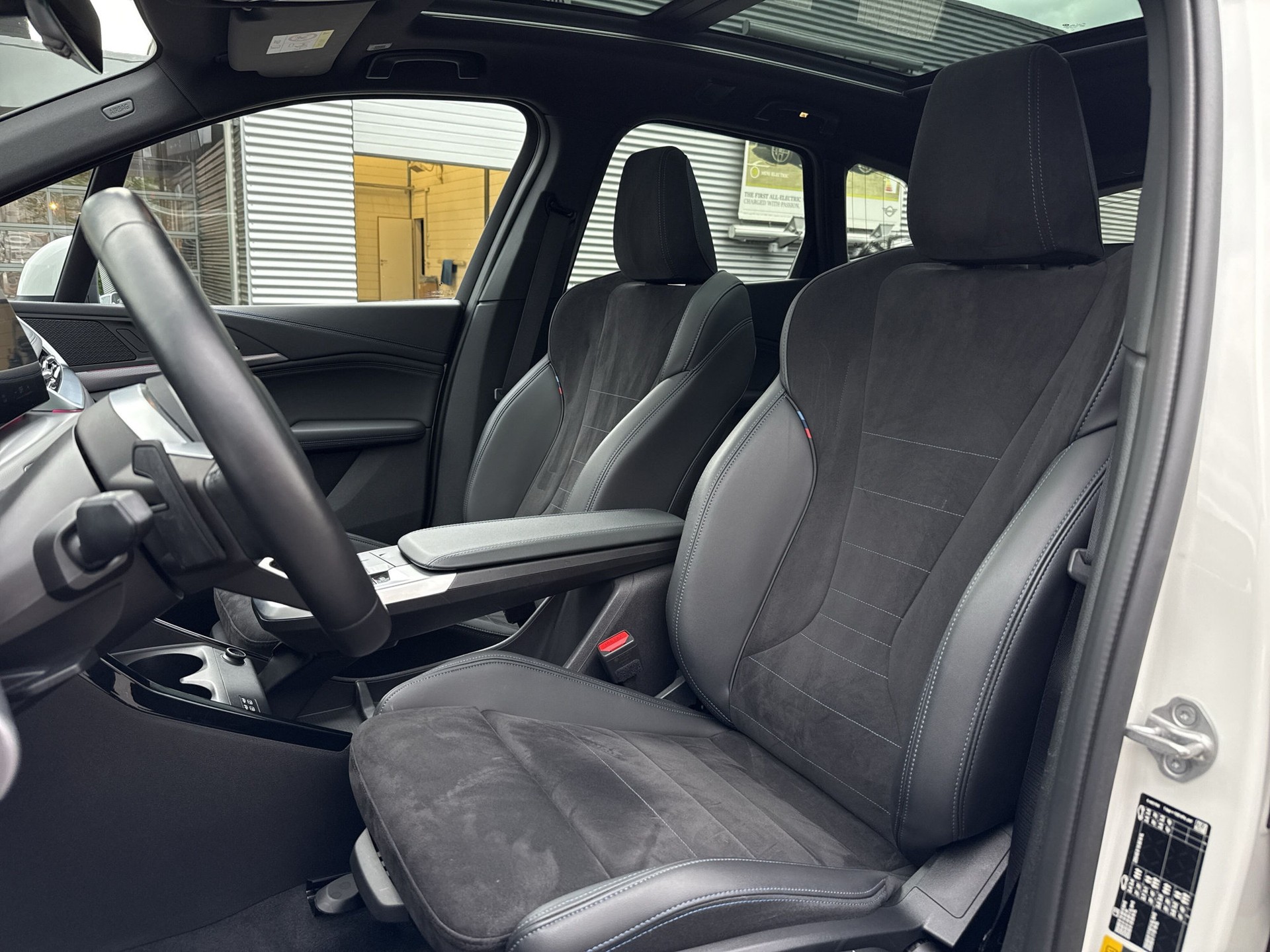 BMW 225e xDrive Active Tourer M Sport-image-9