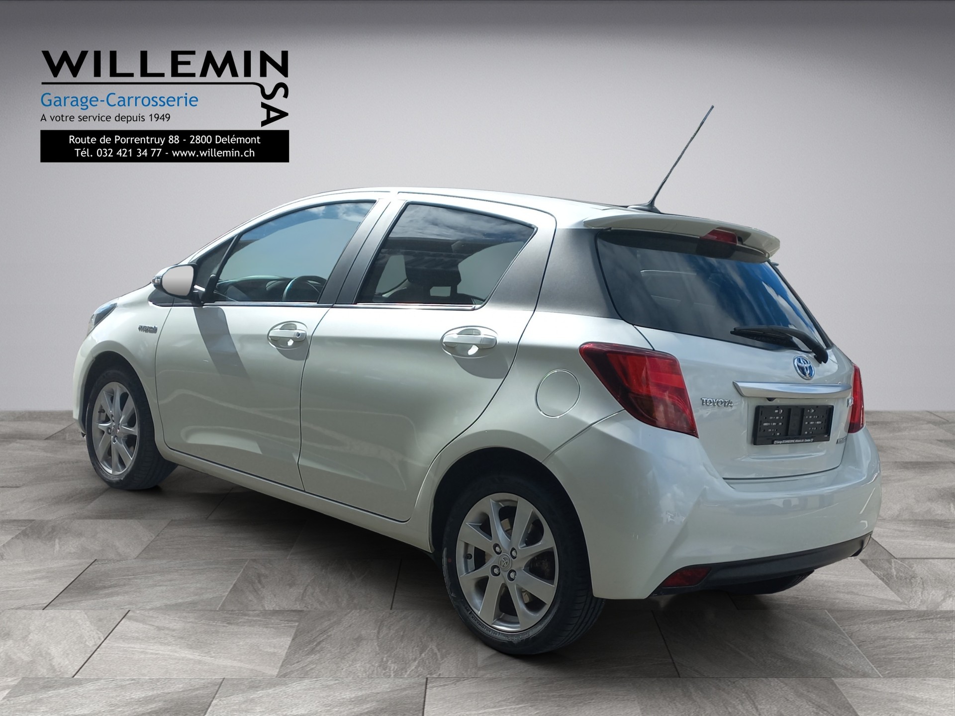 TOYOTA Yaris 1.5 Trend e-CVT-image-5