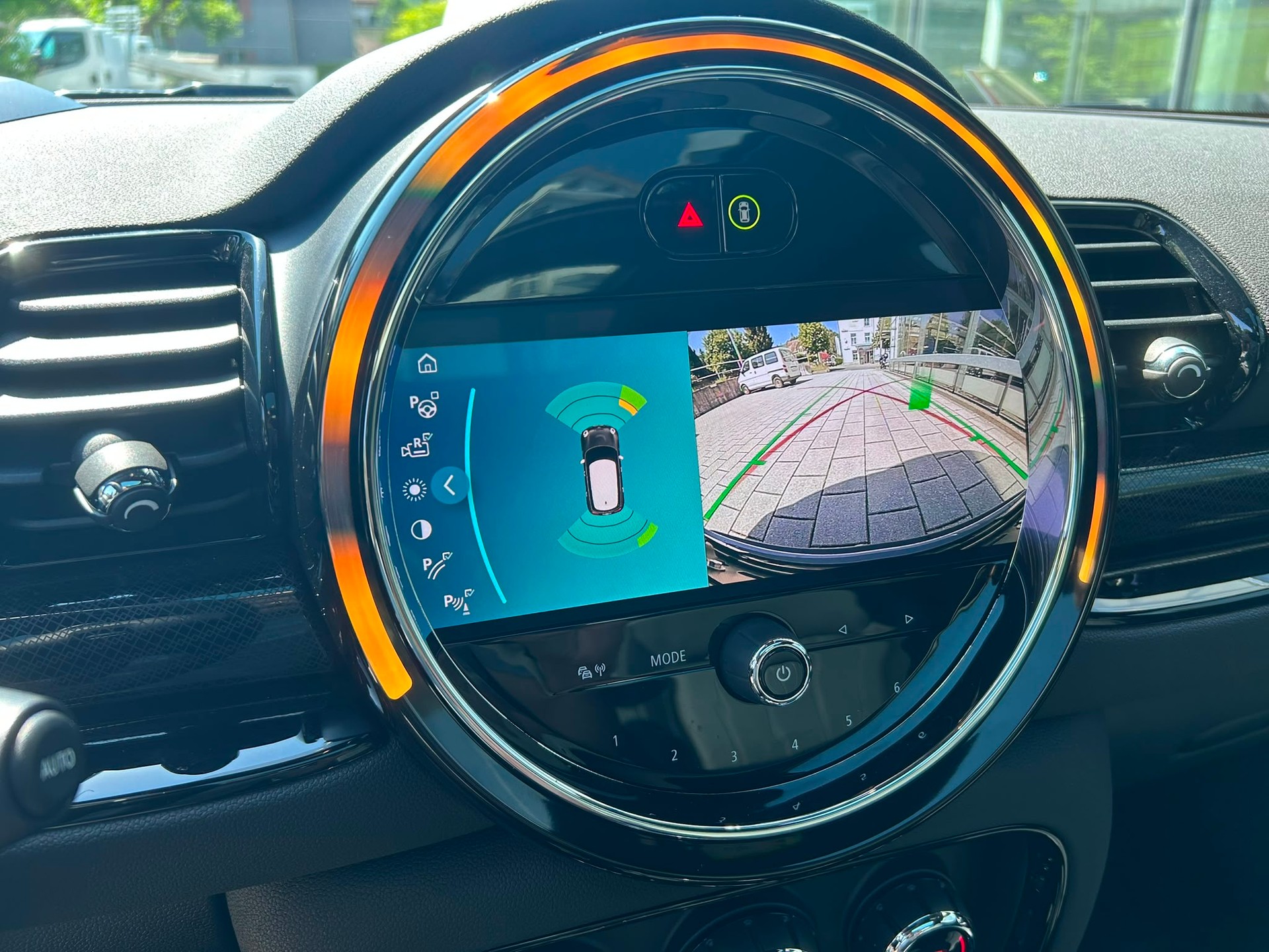 MINI Clubman Cooper John Cooper Works ALL4 Steptronic-image-14