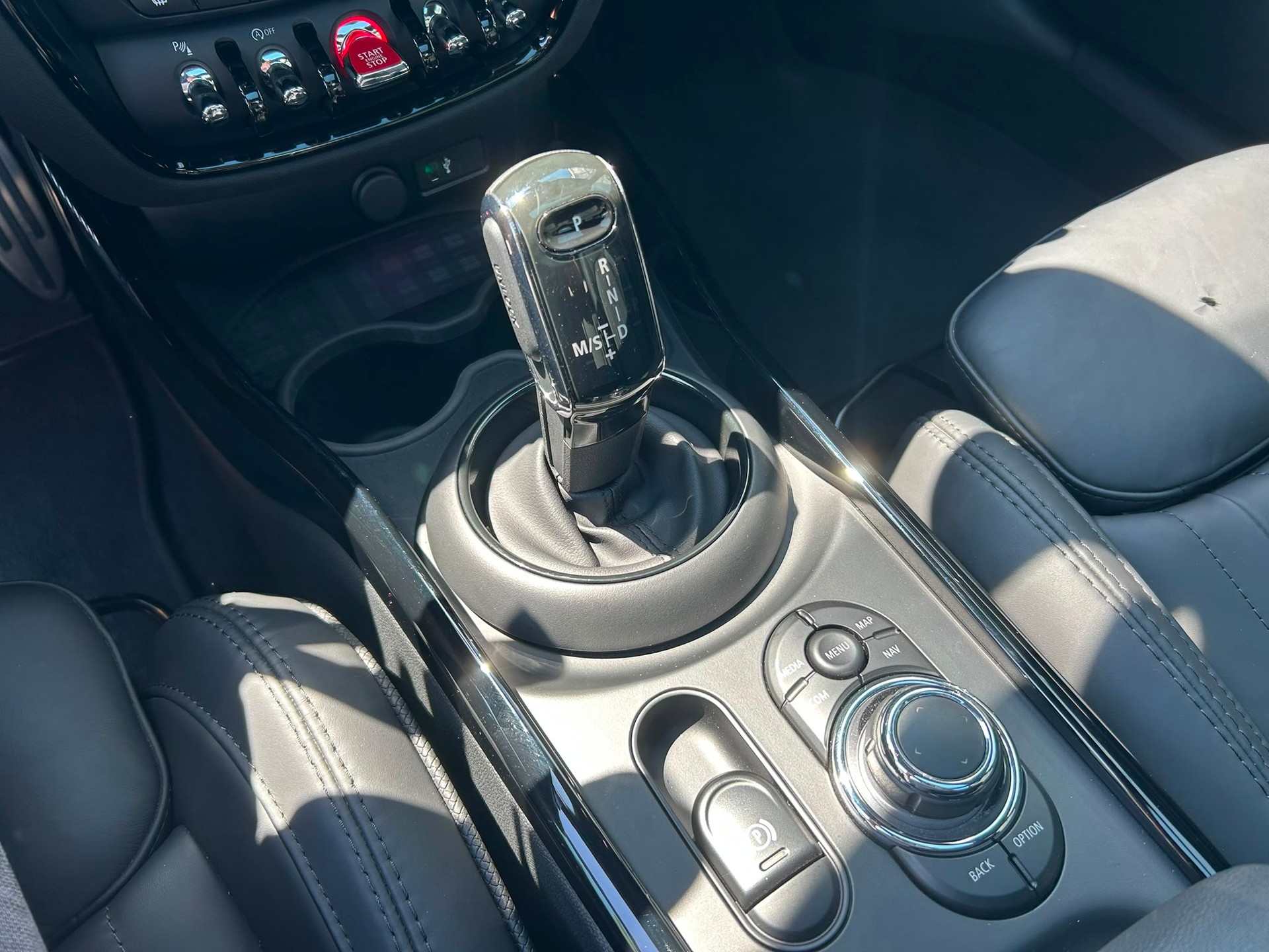 MINI Clubman Cooper John Cooper Works ALL4 Steptronic-image-10