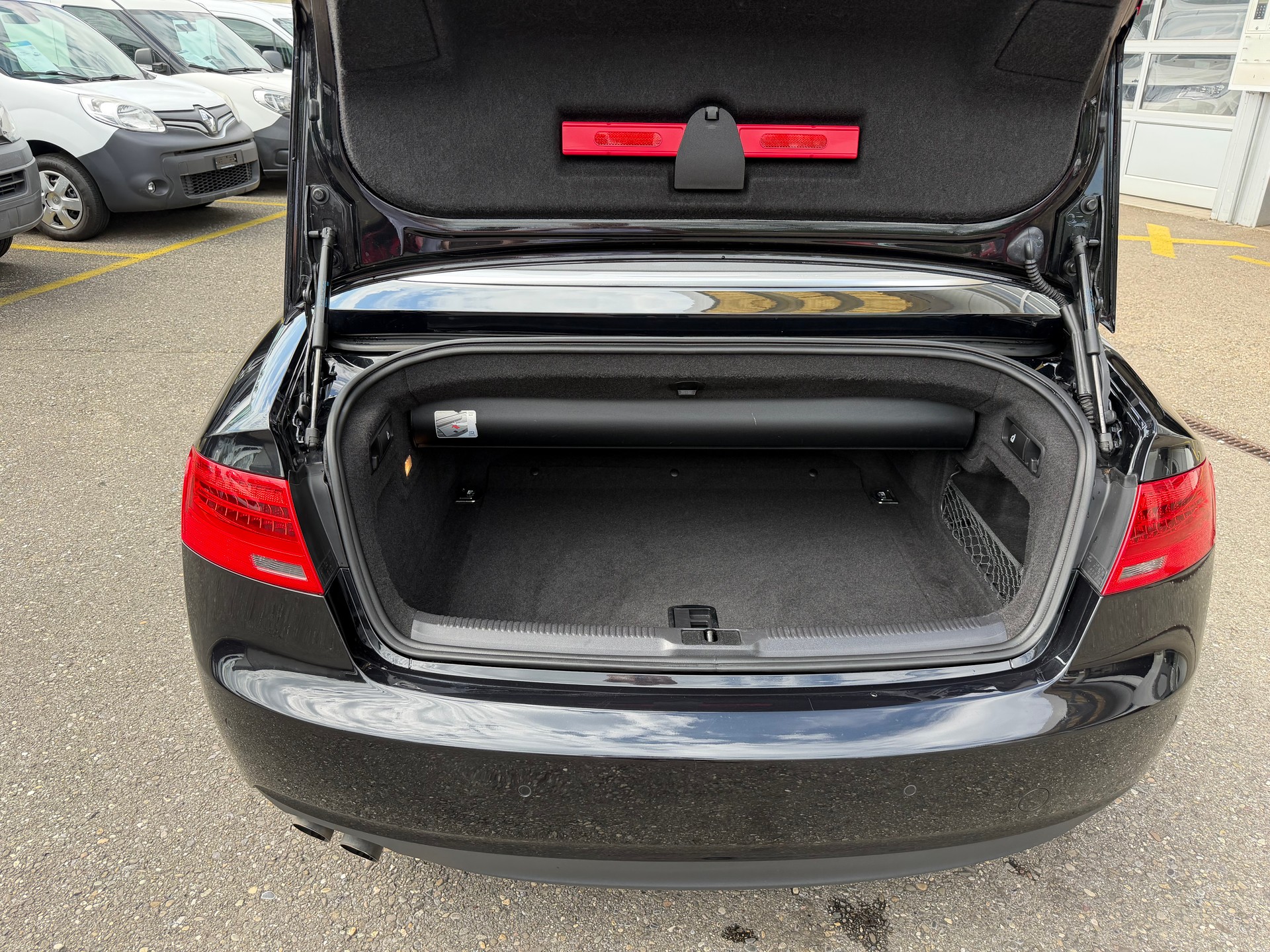 AUDI A5 S-LINE Cabriolet 2.0 TDI multitronic-image-14