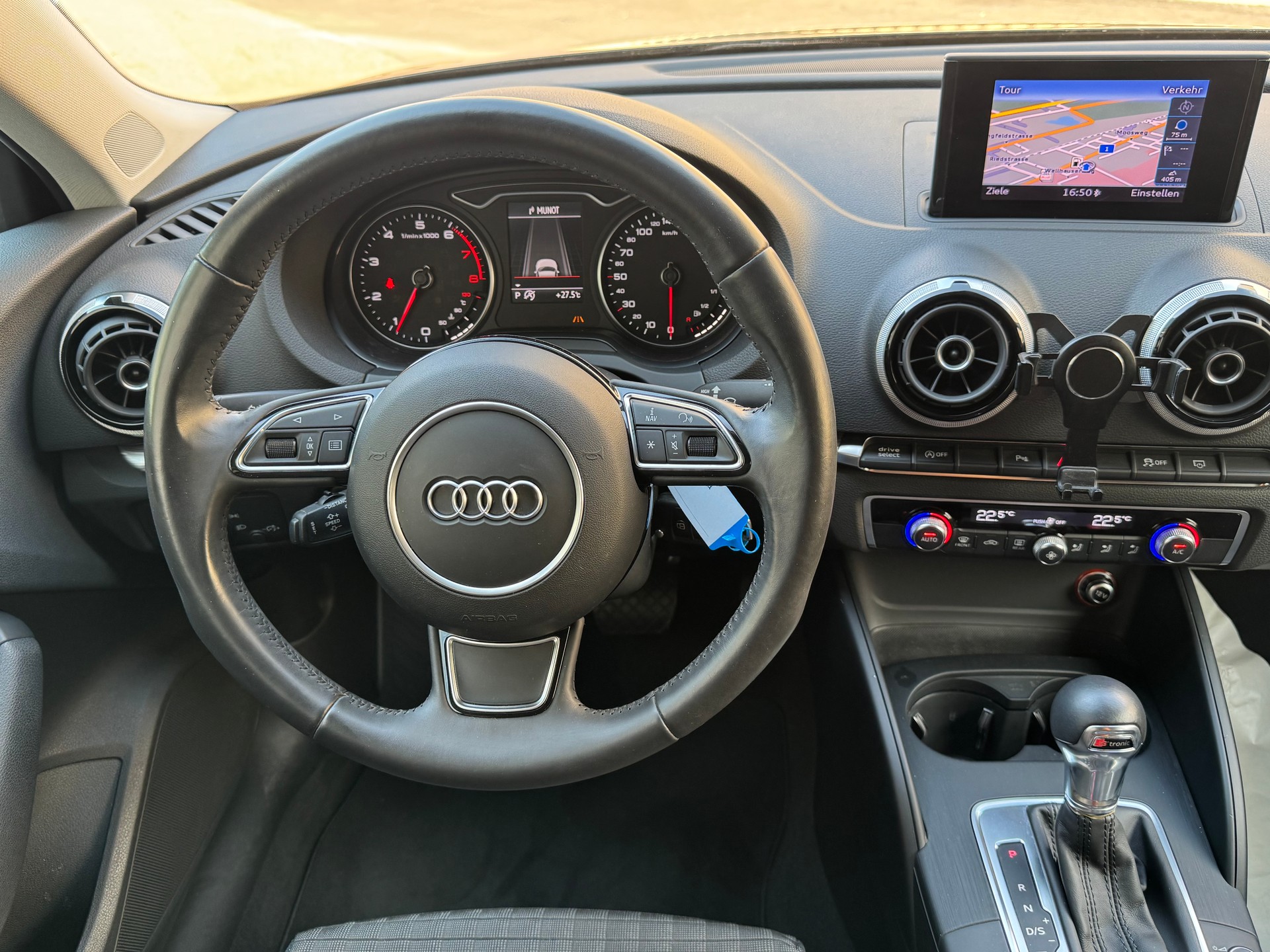 AUDI A3 Sportback 1.8 TFSI Ambition S-tronic*Assistentspaket-image-10