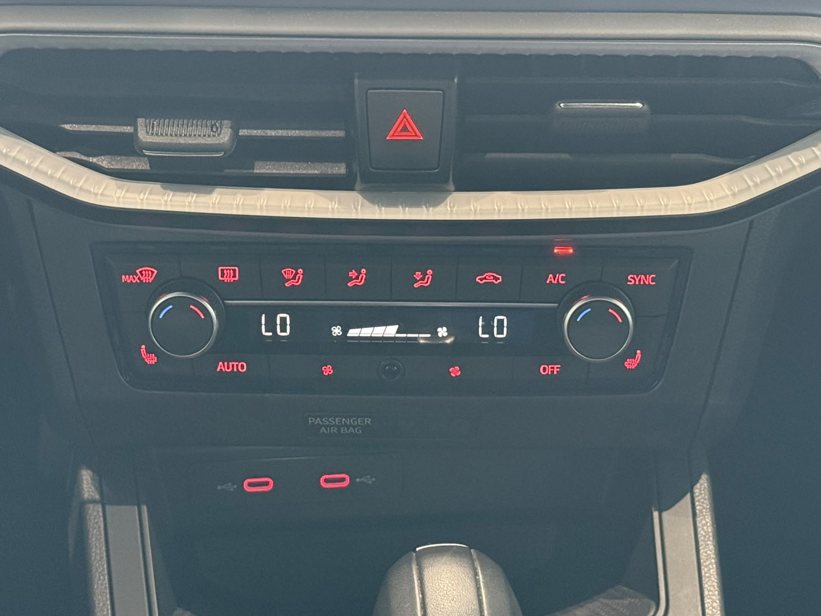 SEAT Ibiza 1.0 EcoTSI FR DSG-image-13
