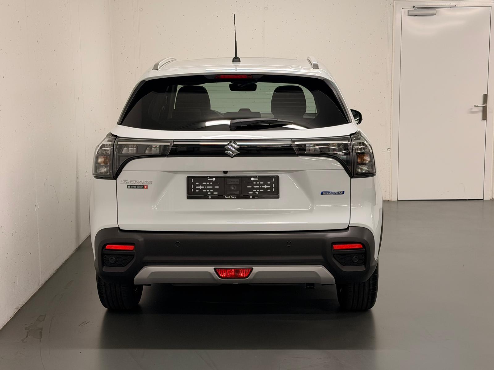 SUZUKI S-Cross 1.4 T Compact Top Hybrid 4x4-image-14