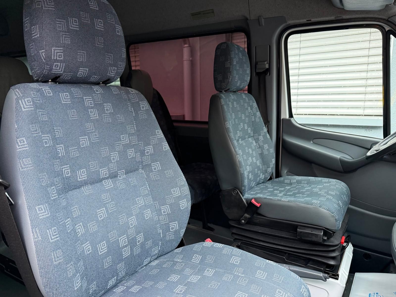 MERCEDES-BENZ 316 CDI-image-7