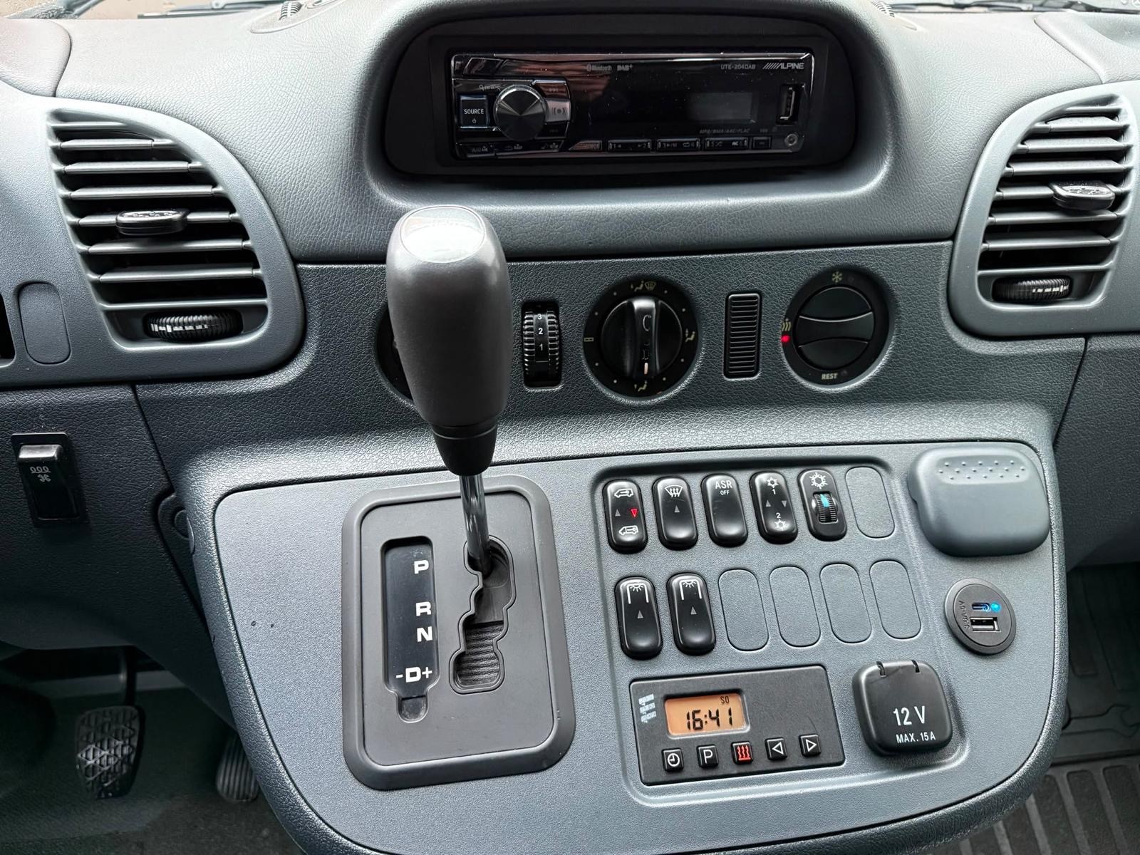 MERCEDES-BENZ 316 CDI-image-8