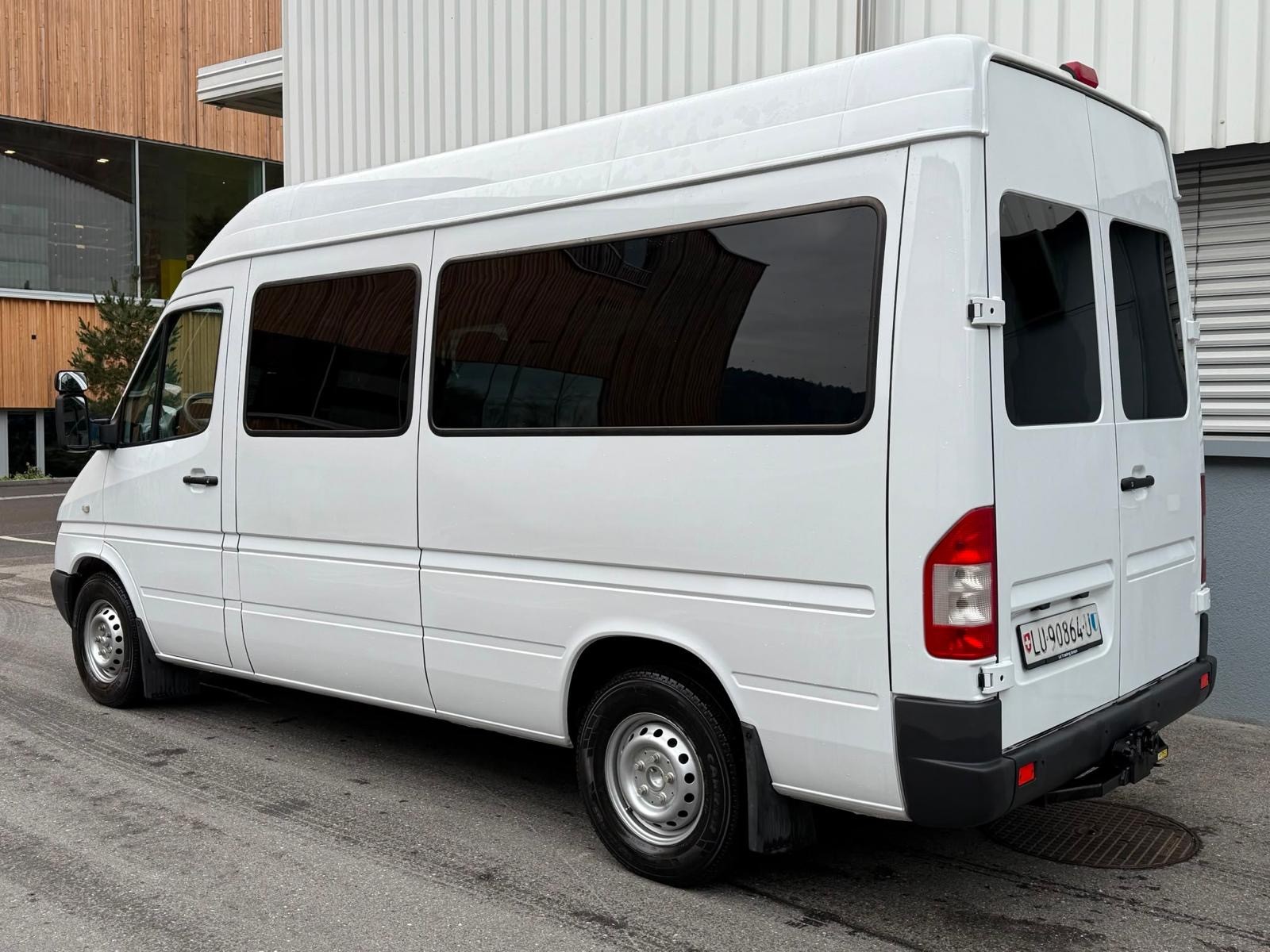 MERCEDES-BENZ 316 CDI-image-2