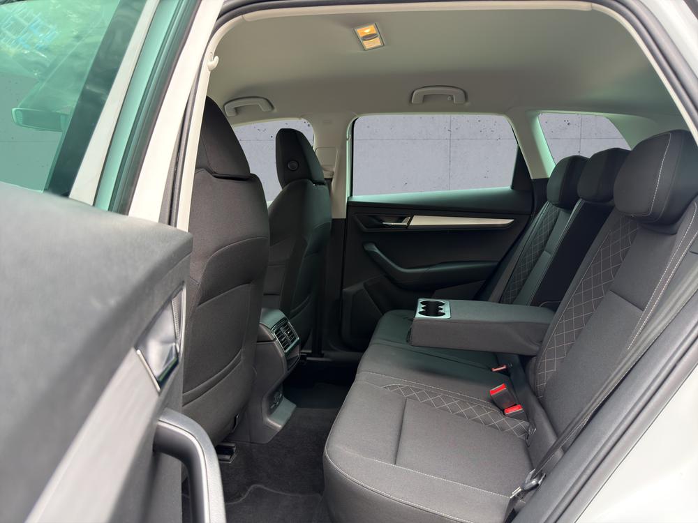 SKODA Karoq 1.5 TSI ACT Ambition DSG-image-6