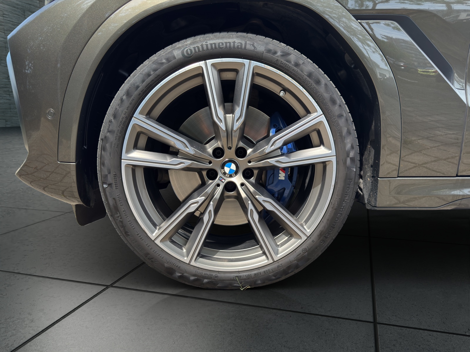 BMW X6 M50i M AERODYNAMIKPAKET-image-8