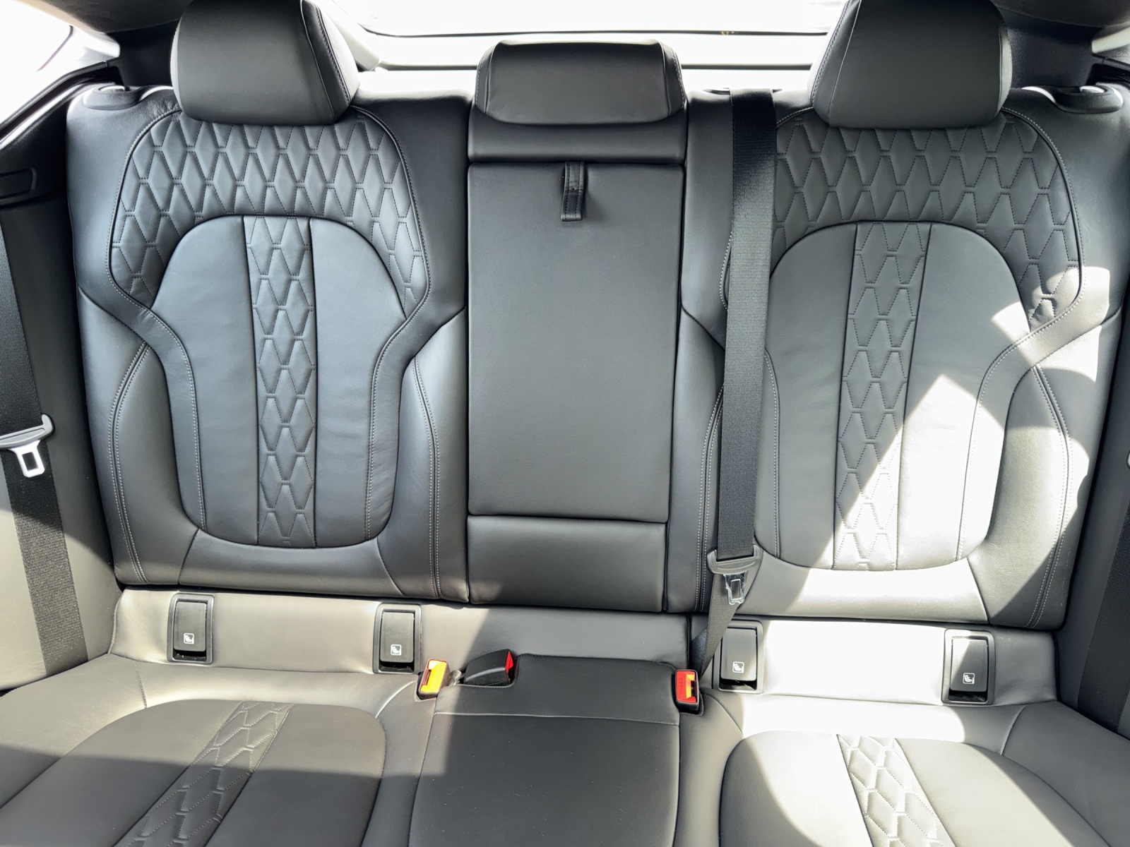 BMW X6 M50i M AERODYNAMIKPAKET-image-19