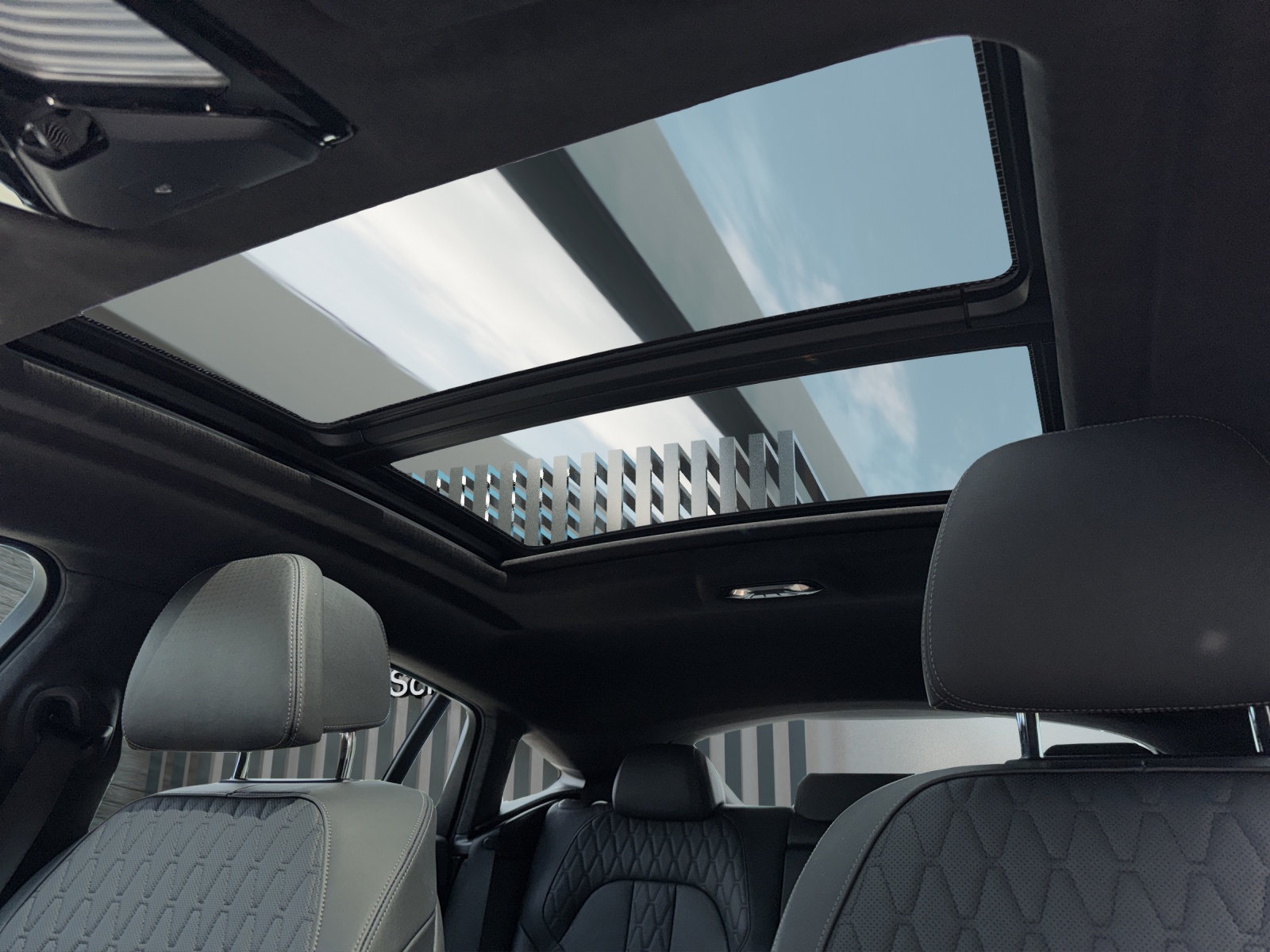 BMW X6 M50i M AERODYNAMIKPAKET-image-18