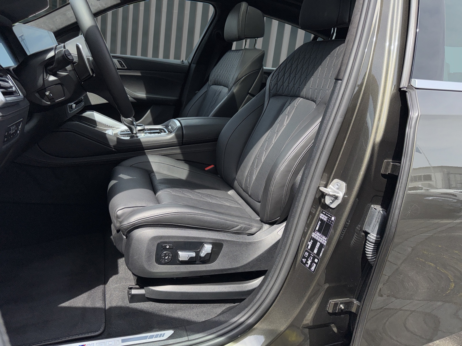 BMW X6 M50i M AERODYNAMIKPAKET-image-16