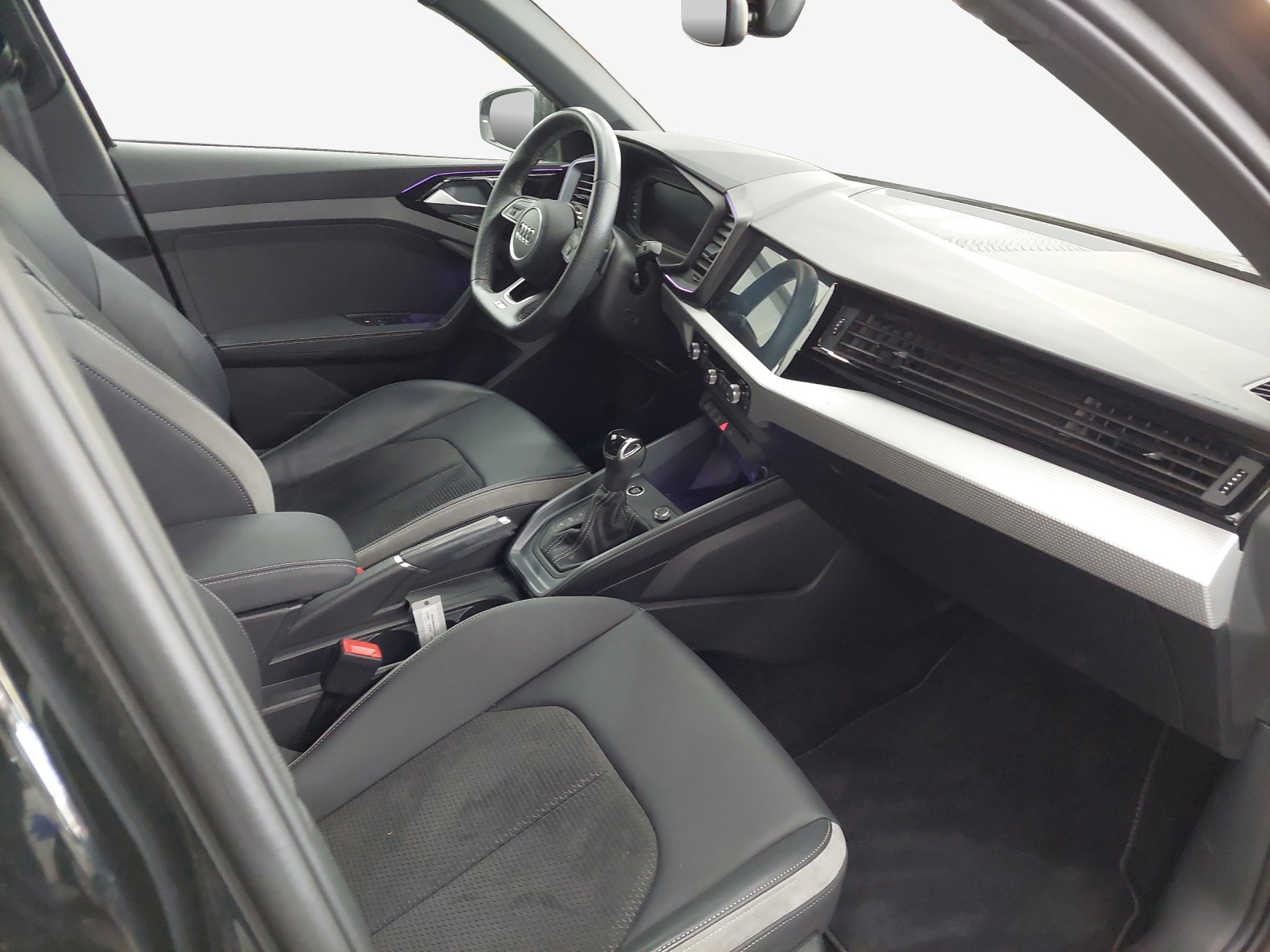 AUDI A1 Sportback 35 TFSI S Line S-tronic-image-14