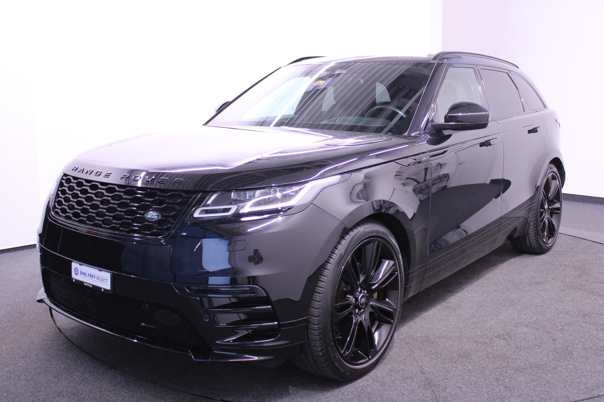 LAND ROVER Range Rover Velar 2.0 T R-Dynamic SE-image-0