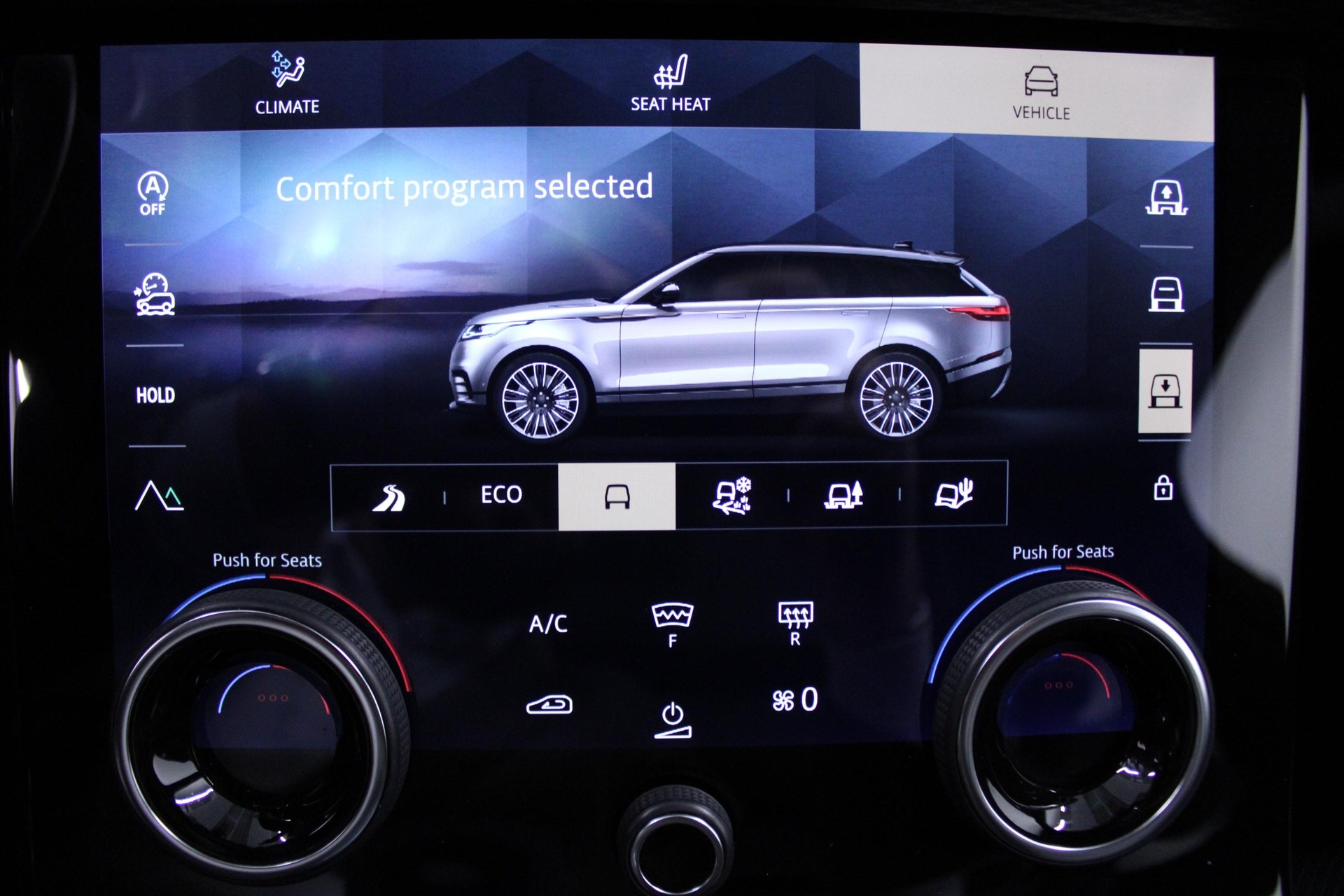 LAND ROVER Range Rover Velar 2.0 T R-Dynamic SE-image-12