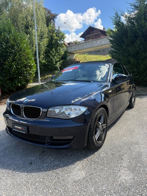 BMW 120i Cabrio-image-1