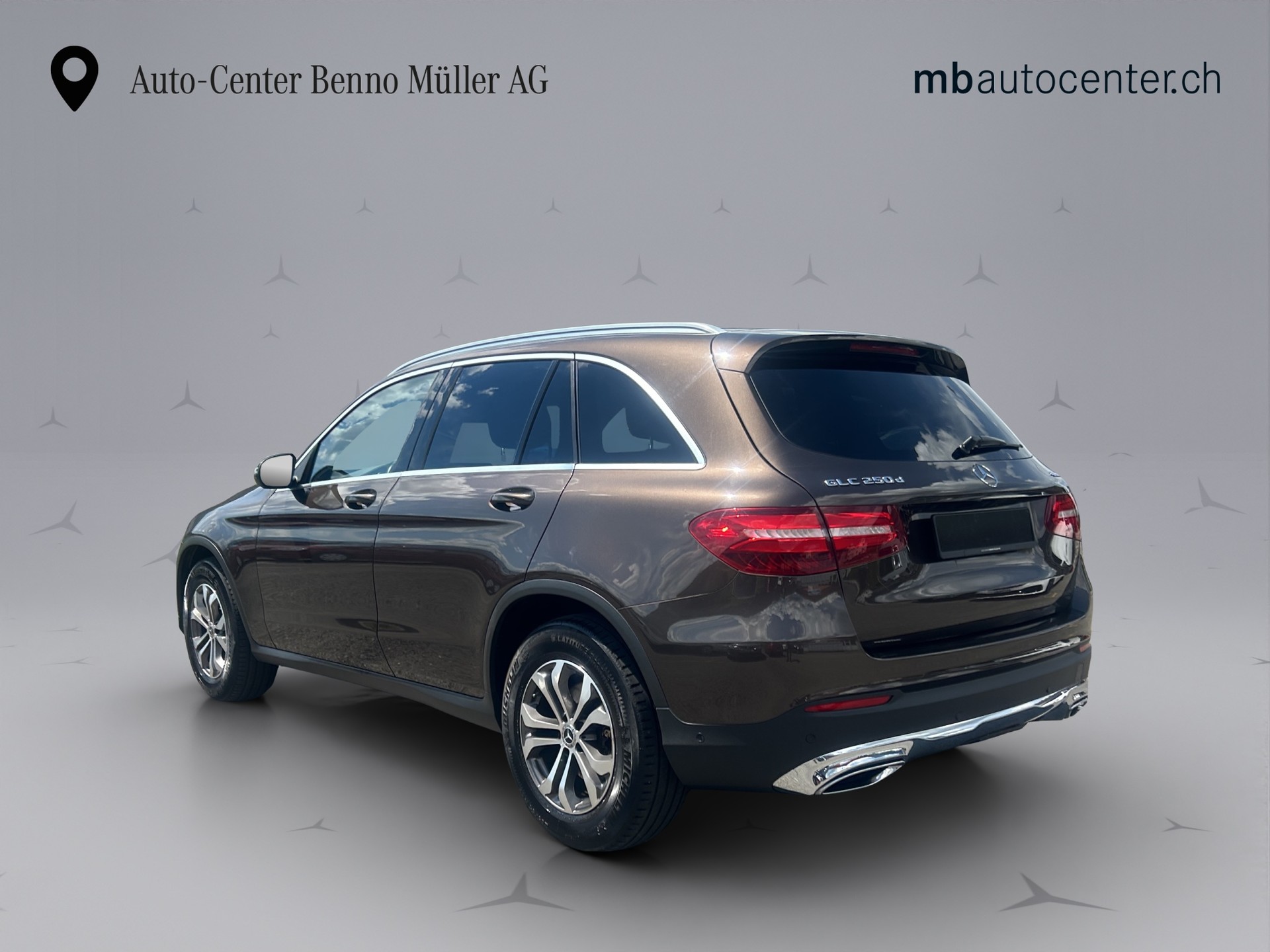 MERCEDES-BENZ GLC 250 d 4m-showroom-element-2