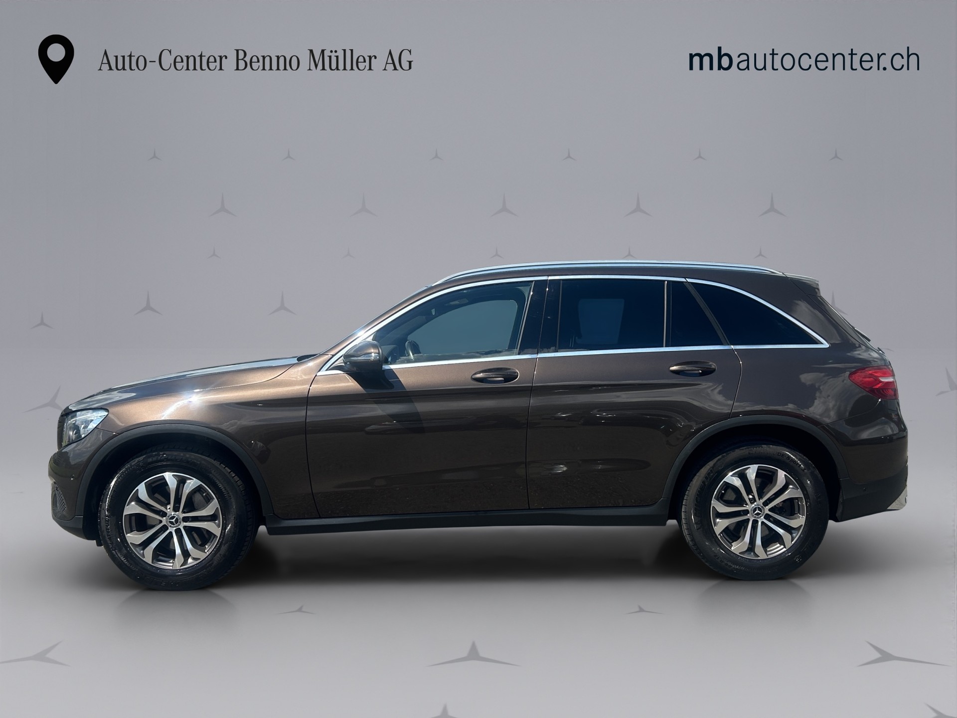 MERCEDES-BENZ GLC 250 d 4m-showroom-element-1