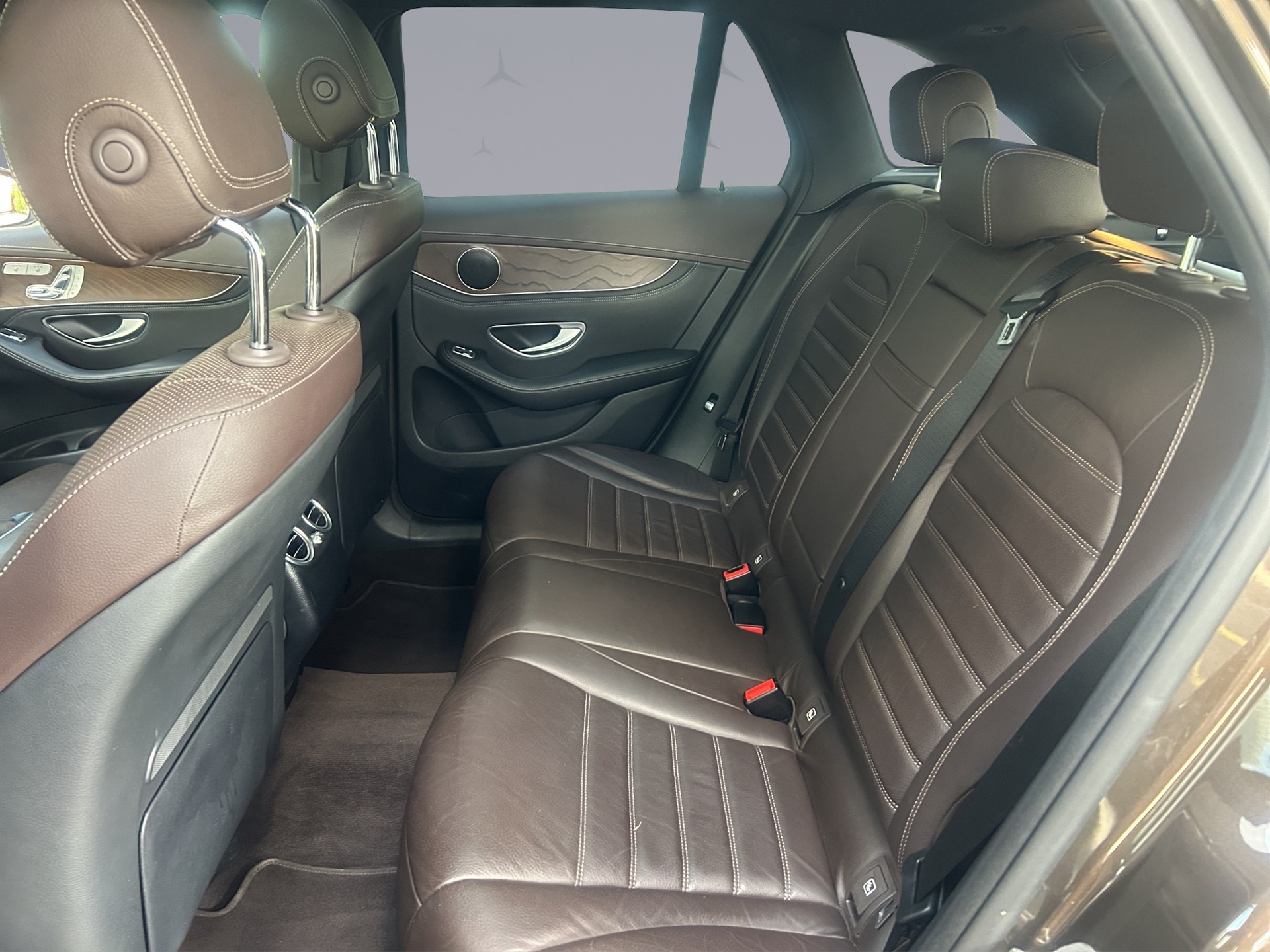 MERCEDES-BENZ GLC 250 d 4m-image-9