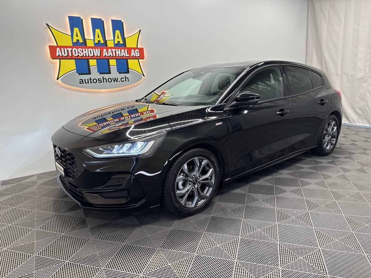 FORD Focus 1.0 MHEV ST-Line Automat-image-0