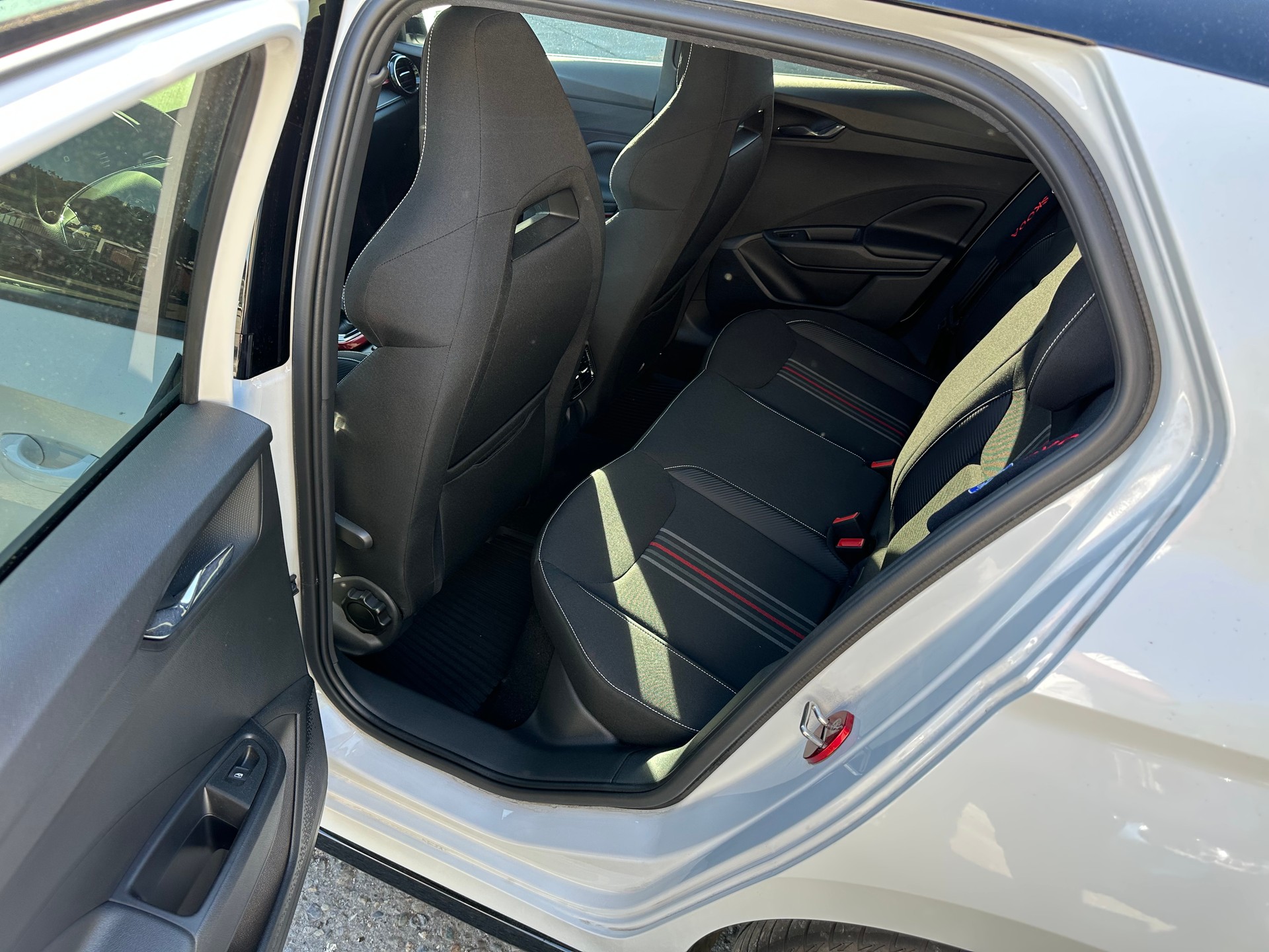 SKODA Fabia 1.5 TSI Monte Carlo DSG-image-11
