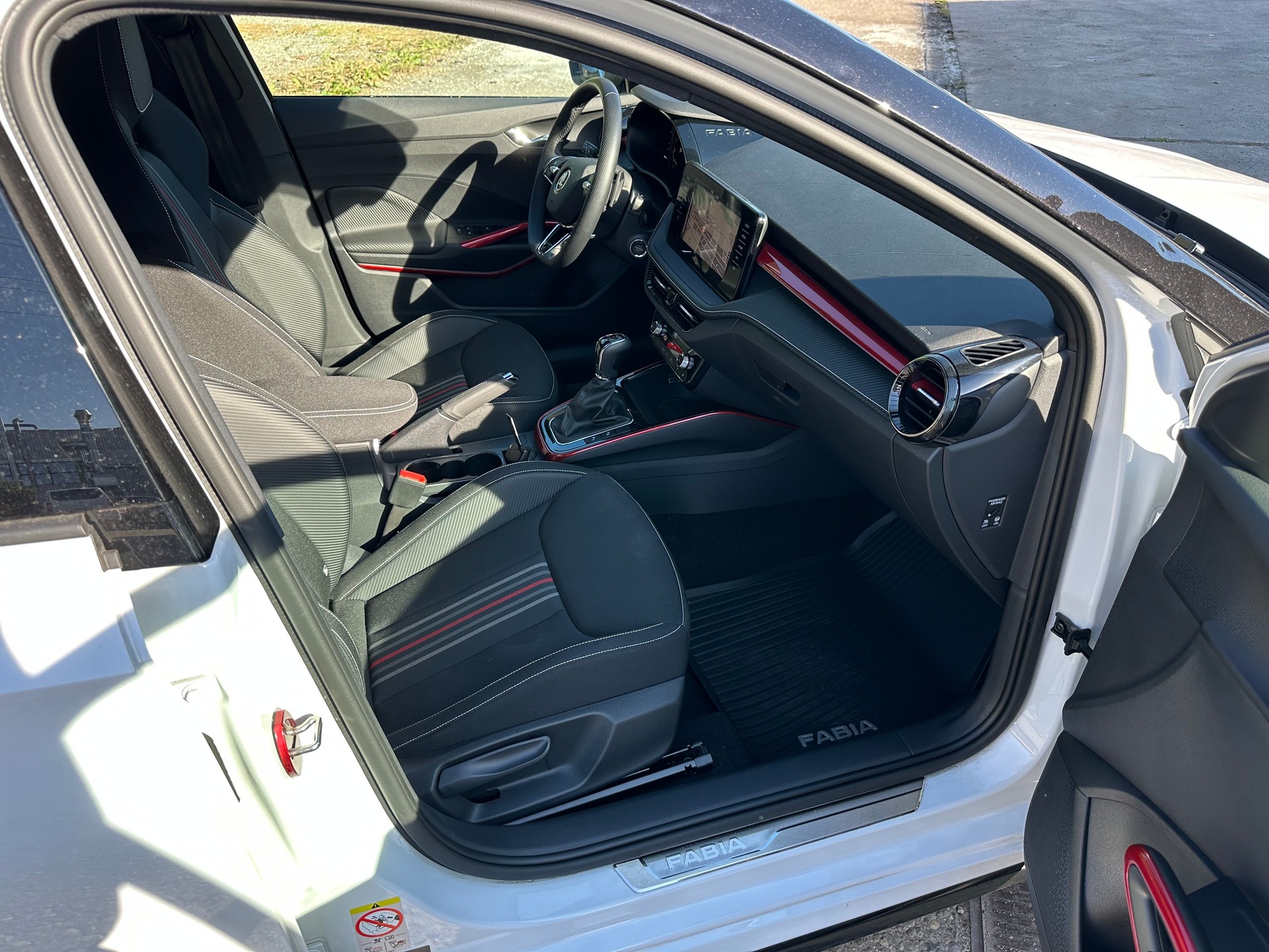 SKODA Fabia 1.5 TSI Monte Carlo DSG-image-14