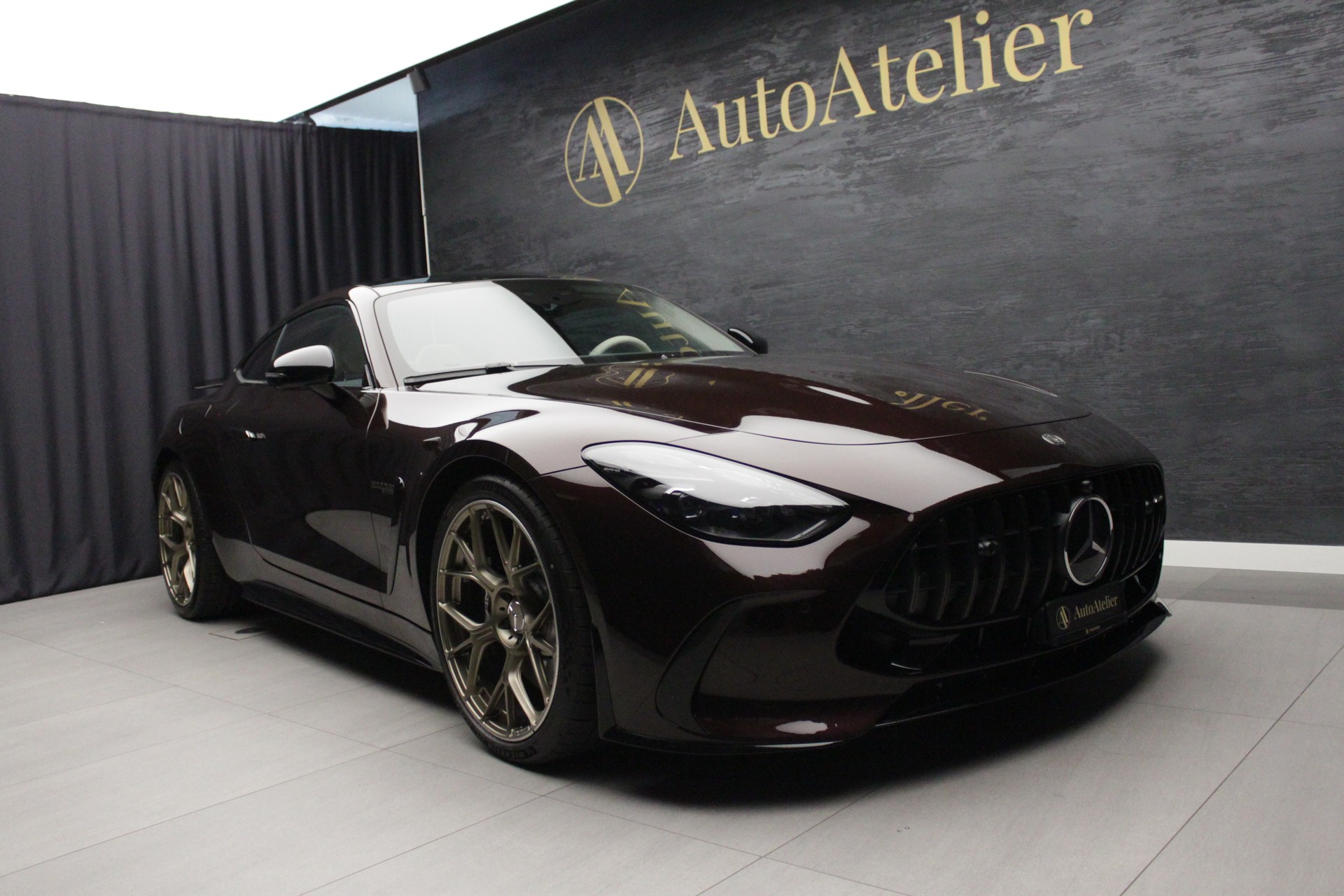 MERCEDES-BENZ AMG GT 63 4Matic+ Executive Edition-image-2
