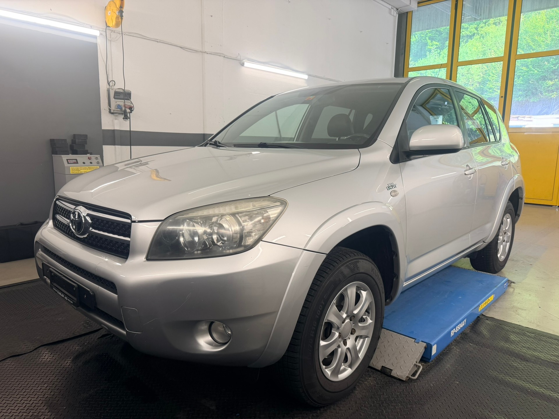 TOYOTA RAV-4 2.2D-4 D CleanPower Linea Luna