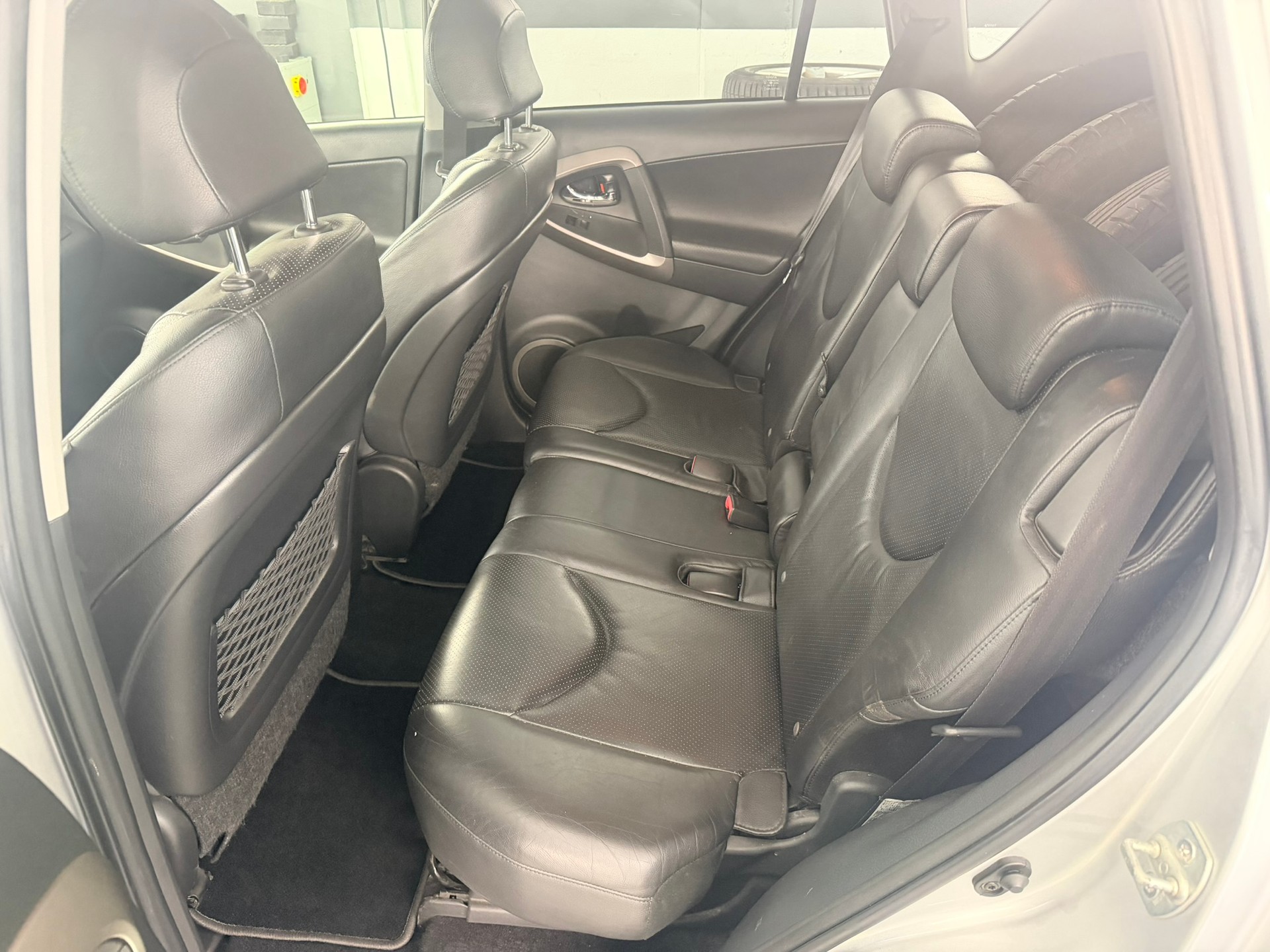 TOYOTA RAV-4 2.2D-4 D CleanPower Linea Luna-image-9