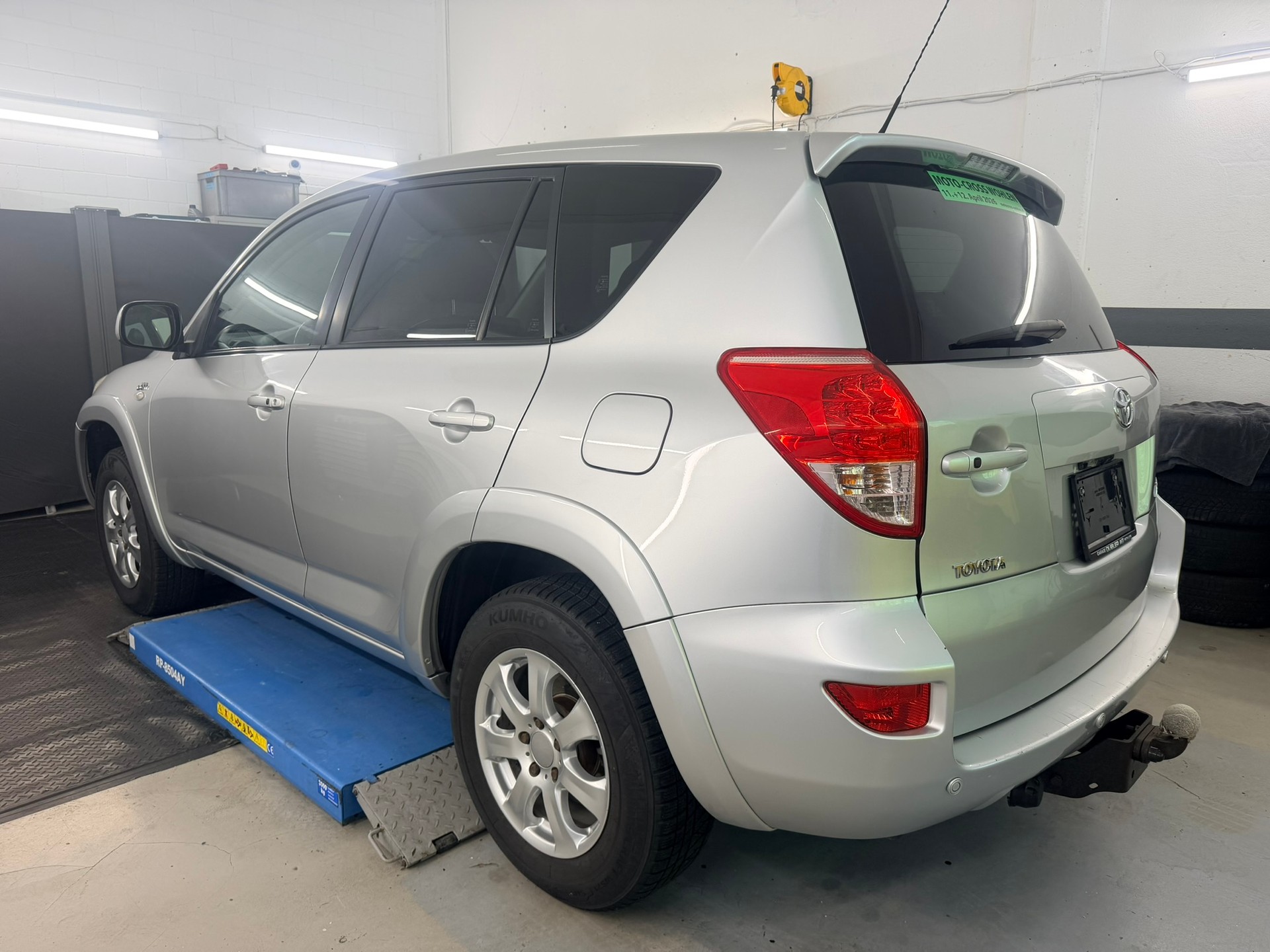 TOYOTA RAV-4 2.2D-4 D CleanPower Linea Luna-image-5