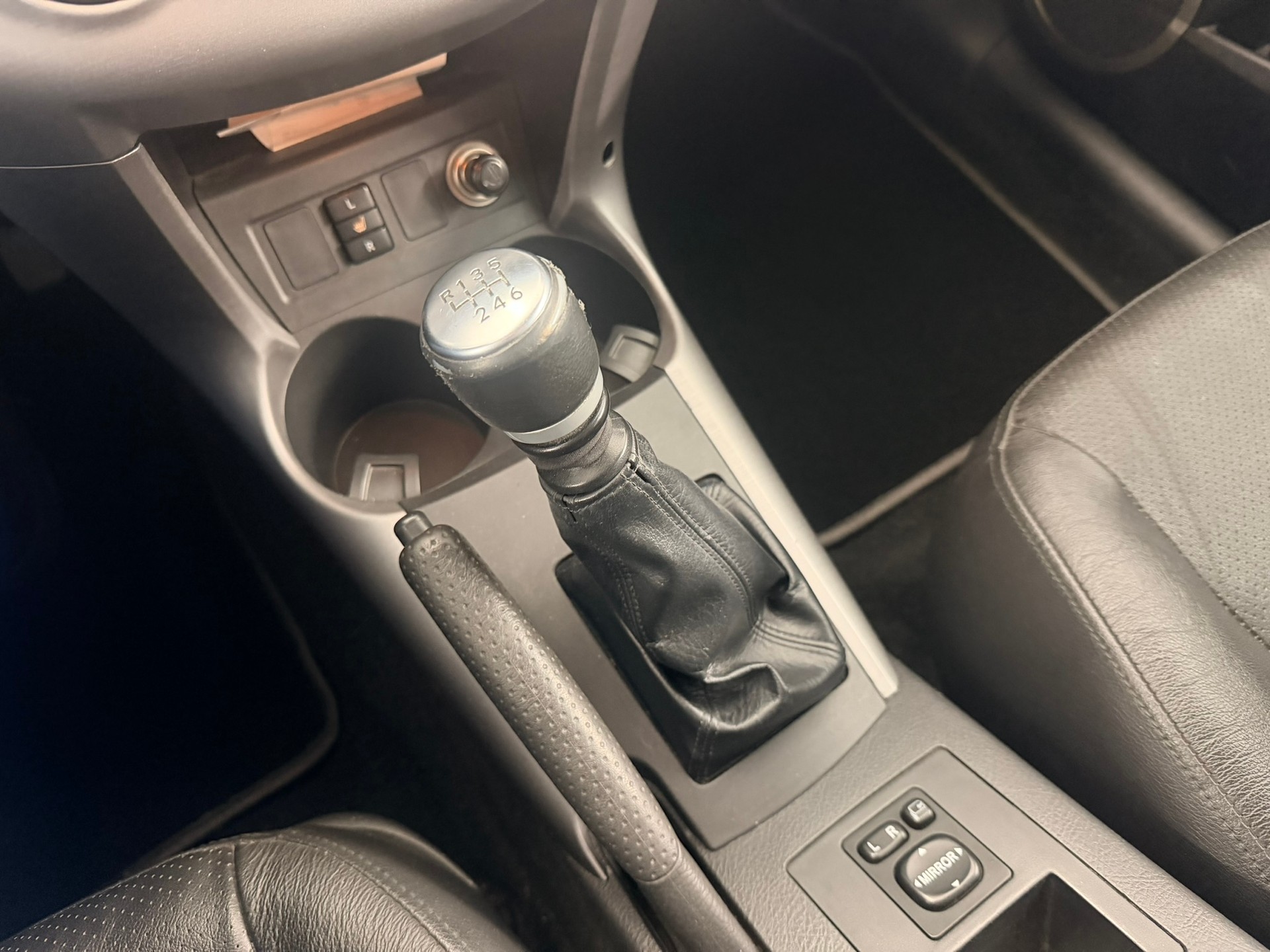 TOYOTA RAV-4 2.2D-4 D CleanPower Linea Luna-image-16