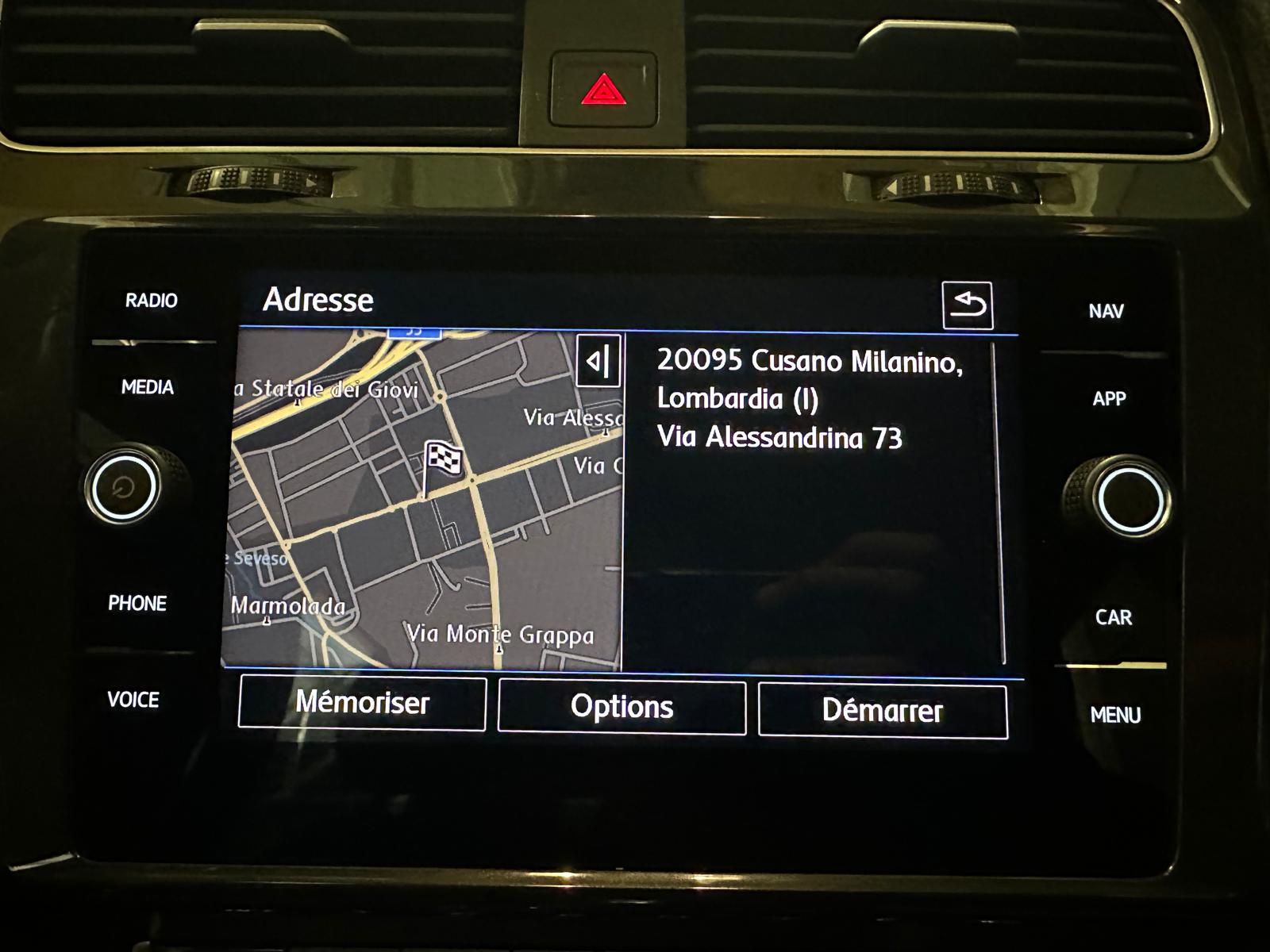 VW Golf 1.5 TSI R-LINE Edition 45 DSG-image-20