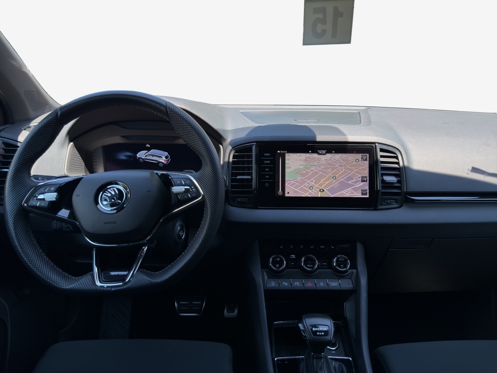 SKODA Karoq 2.0 TSI SportLine 4x4 DSG-image-8