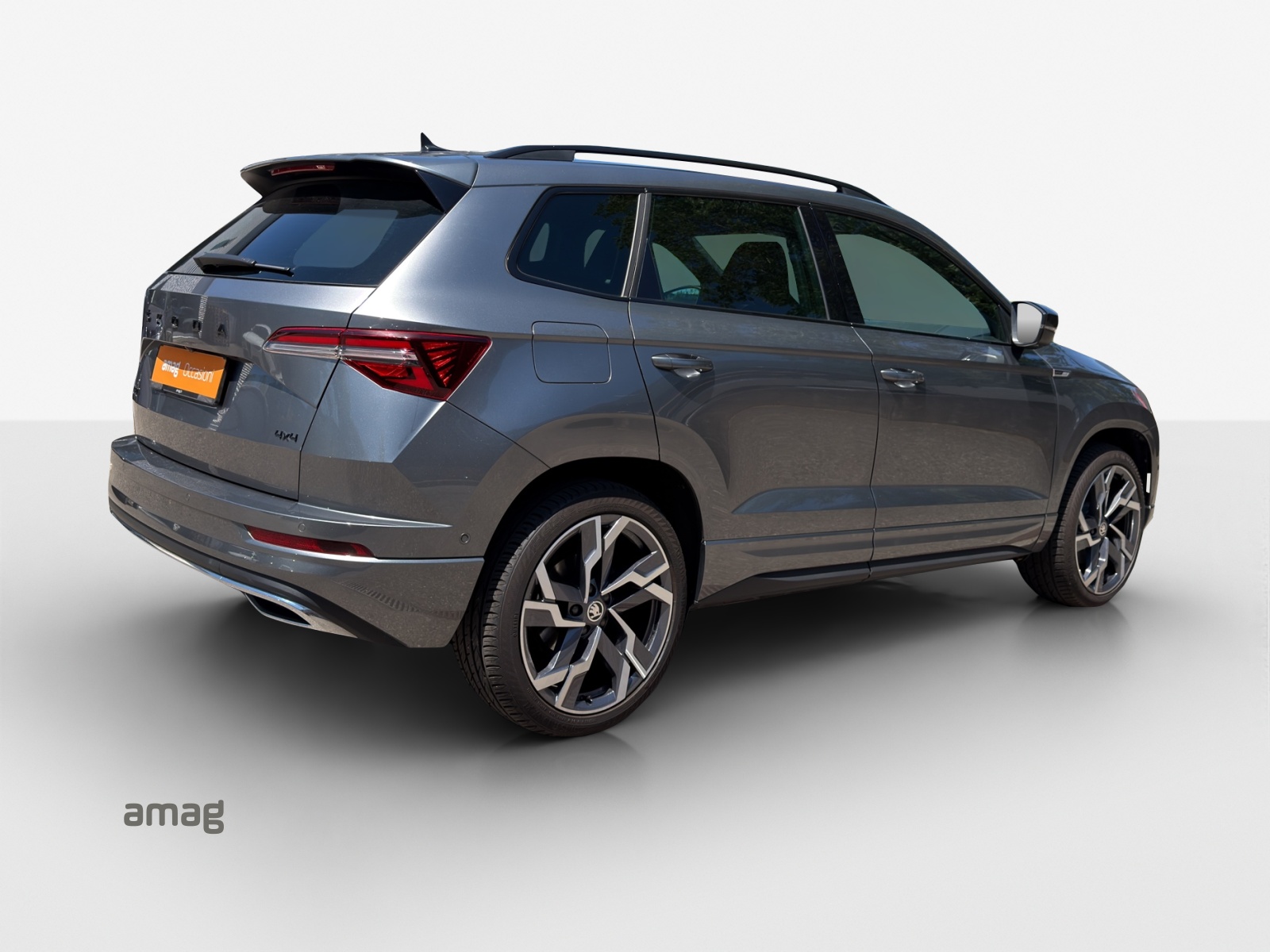 SKODA Karoq 2.0 TSI SportLine 4x4 DSG-image-4