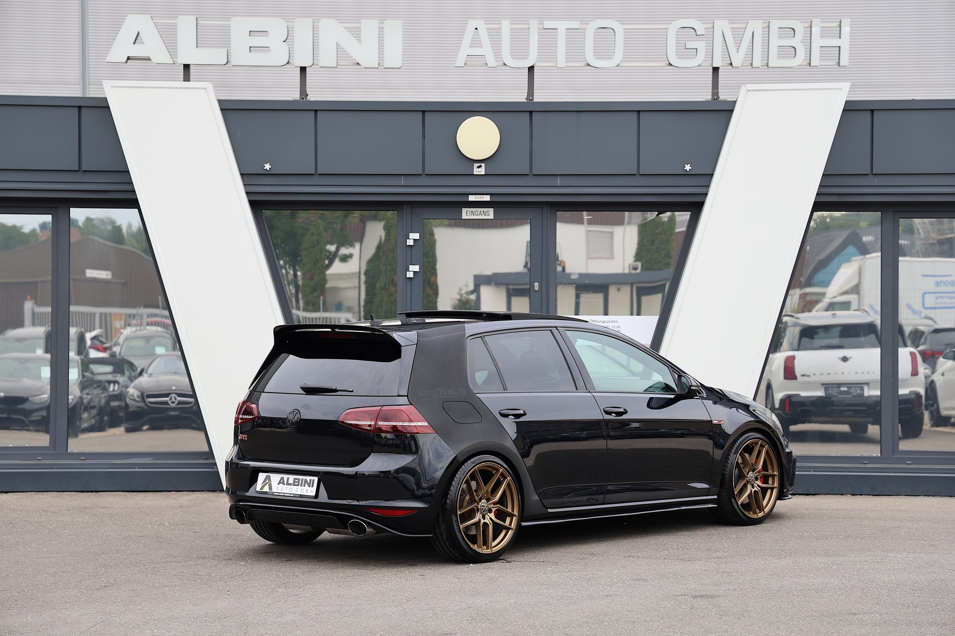VW Golf VII 2.0 TSI GTI Clubsport DSG-image-2