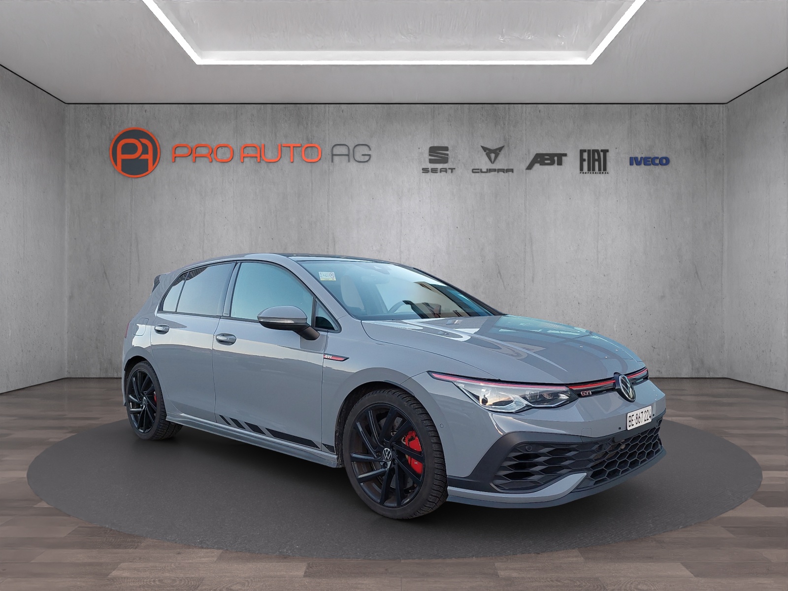 VW Golf 2.0 TSI GTI Clubsport DSG-image-6