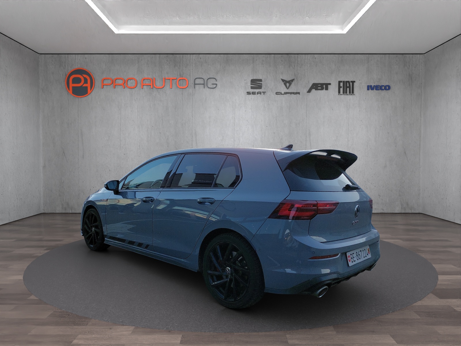 VW Golf 2.0 TSI GTI Clubsport DSG-image-2